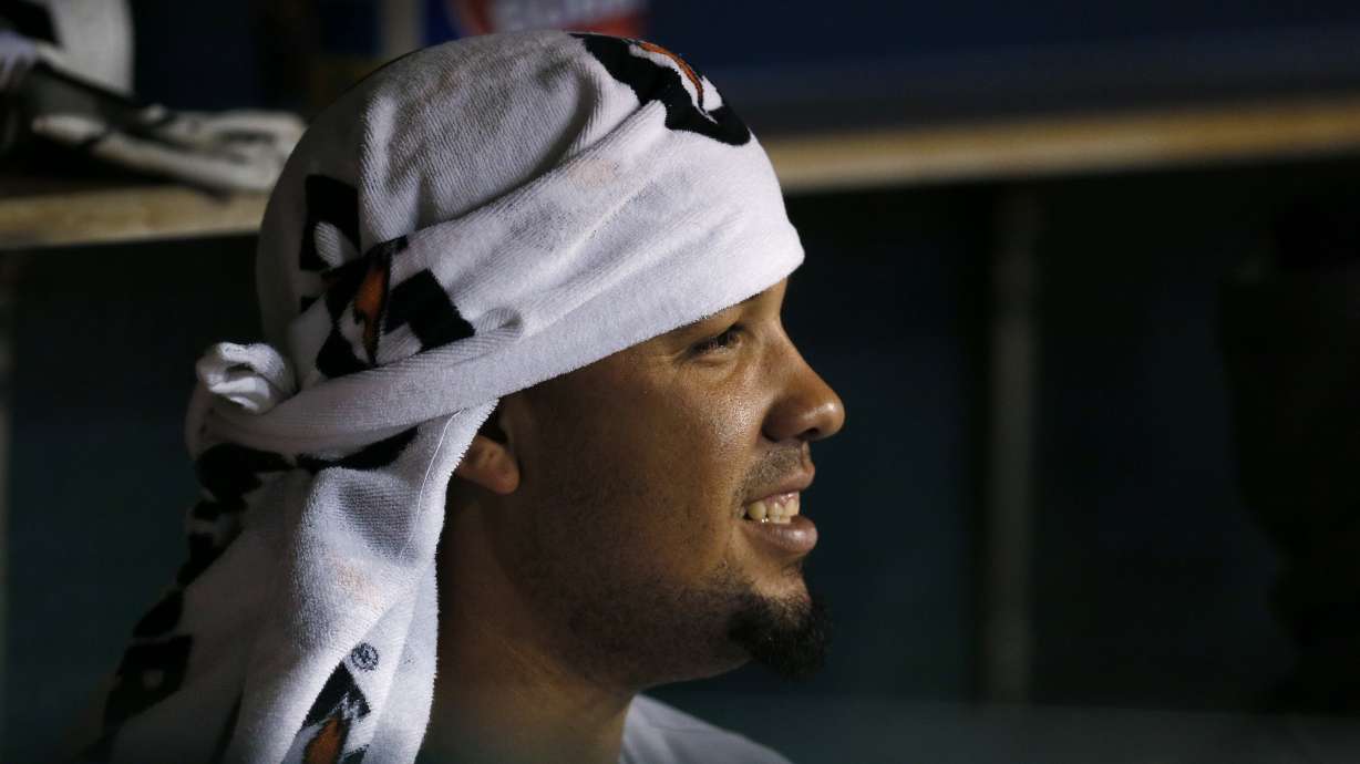 Bassitt gets 1st win as White Sox blank Tigers 2-0