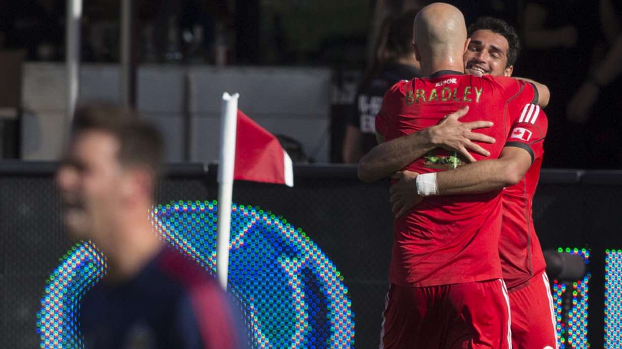 Toronto's Bradley fined for criticizing officials