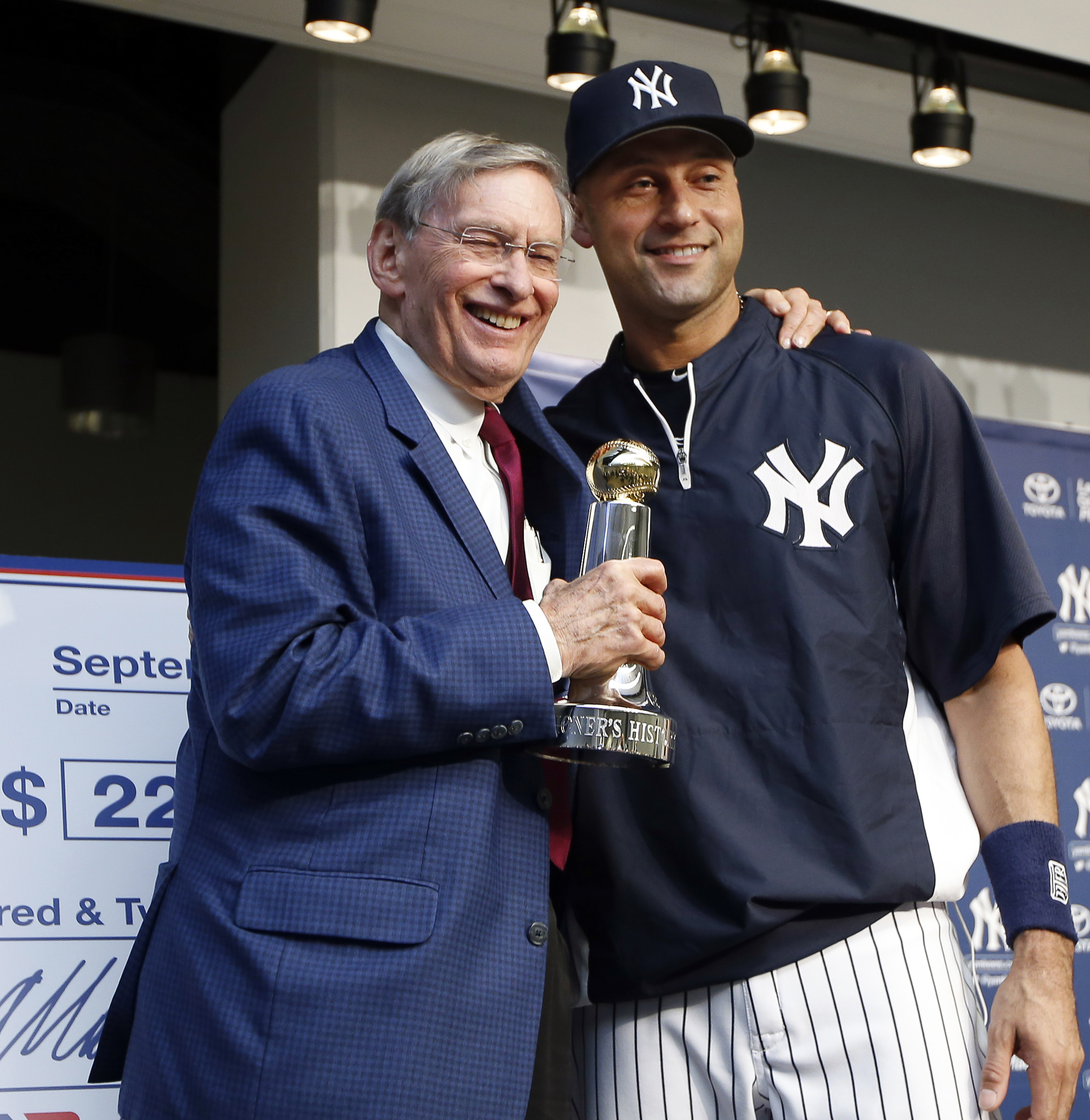 Selig hopes Jeter will wind up owning team