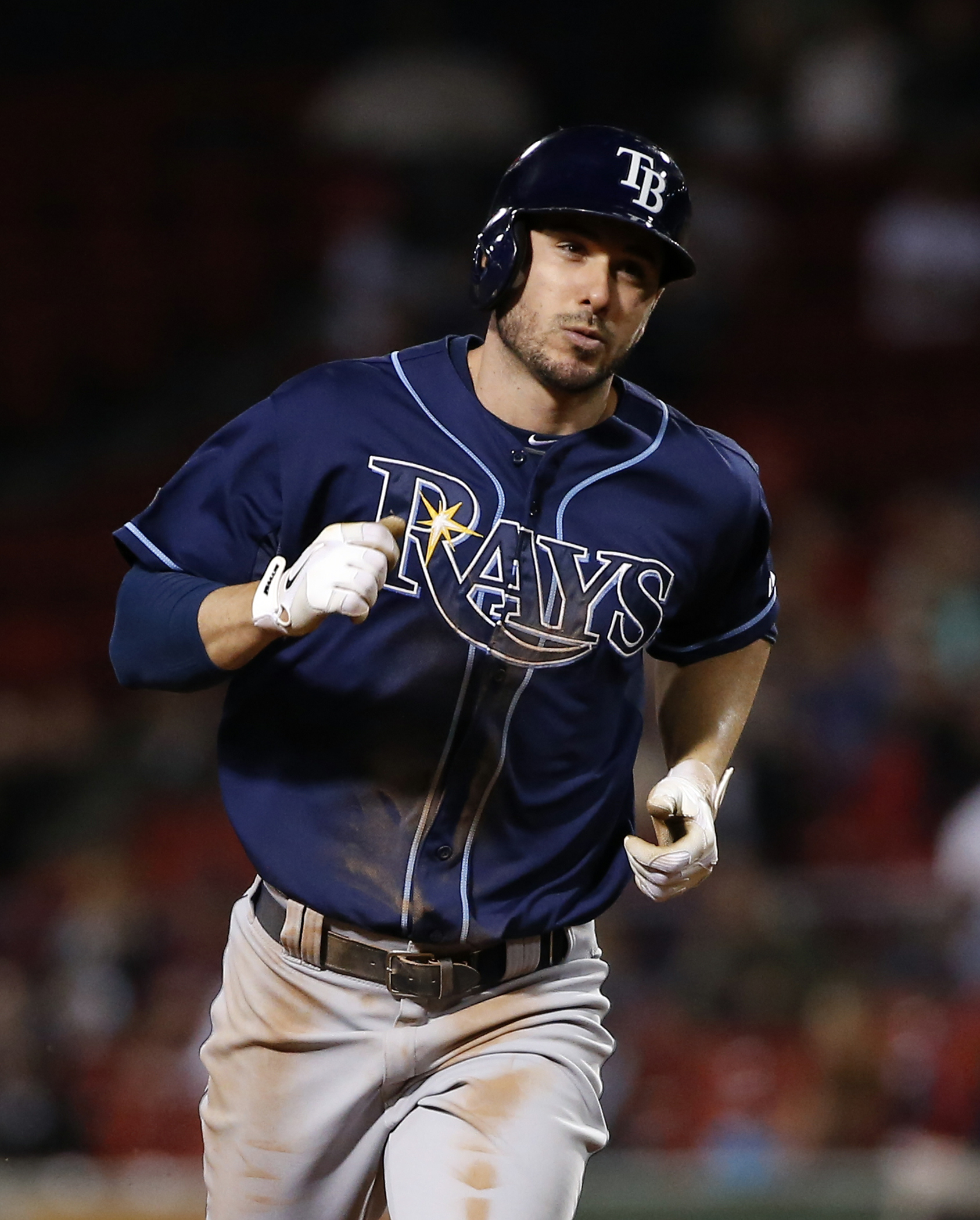 Rays strike late in 6-2 win at Boston