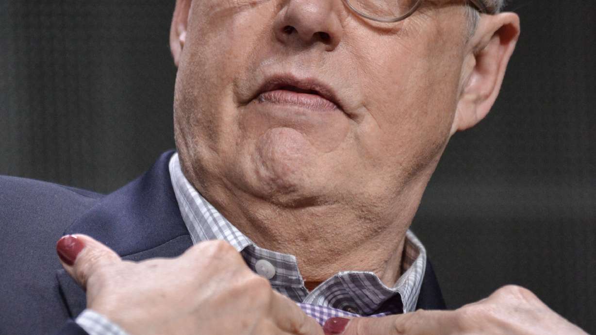 'Transparent': A new dramedy where Dad becomes Mom