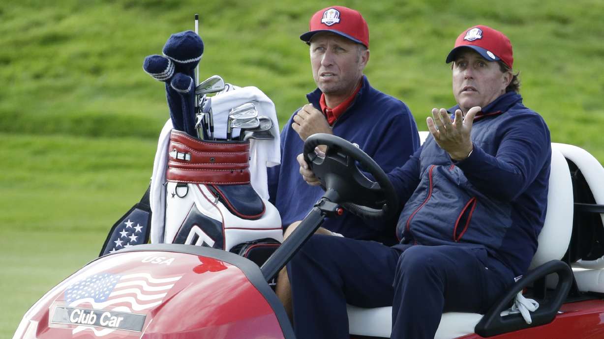 Mickelson looks to improve losing Ryder Cup record
