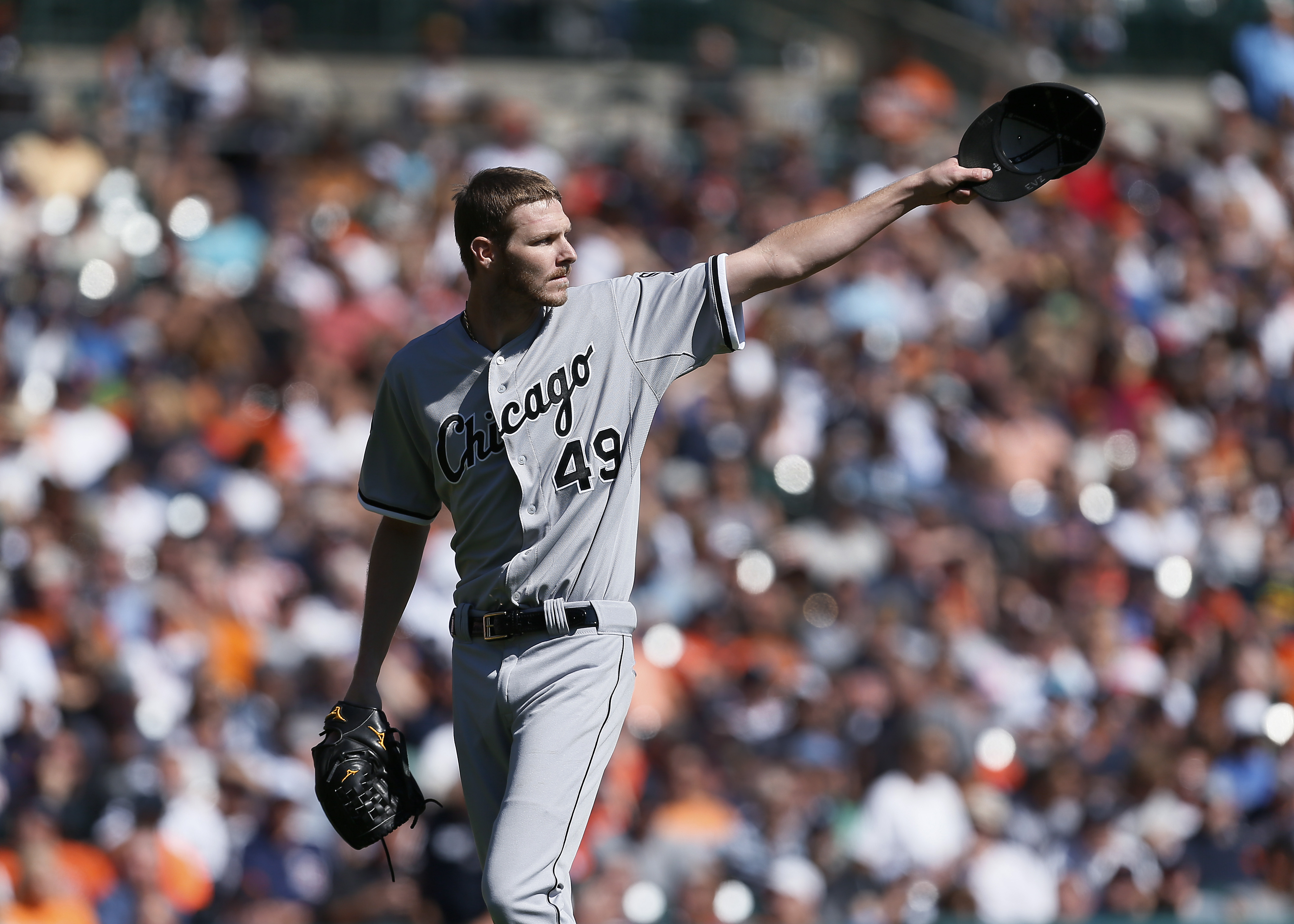 Benches clear briefly in White Sox-Tigers game