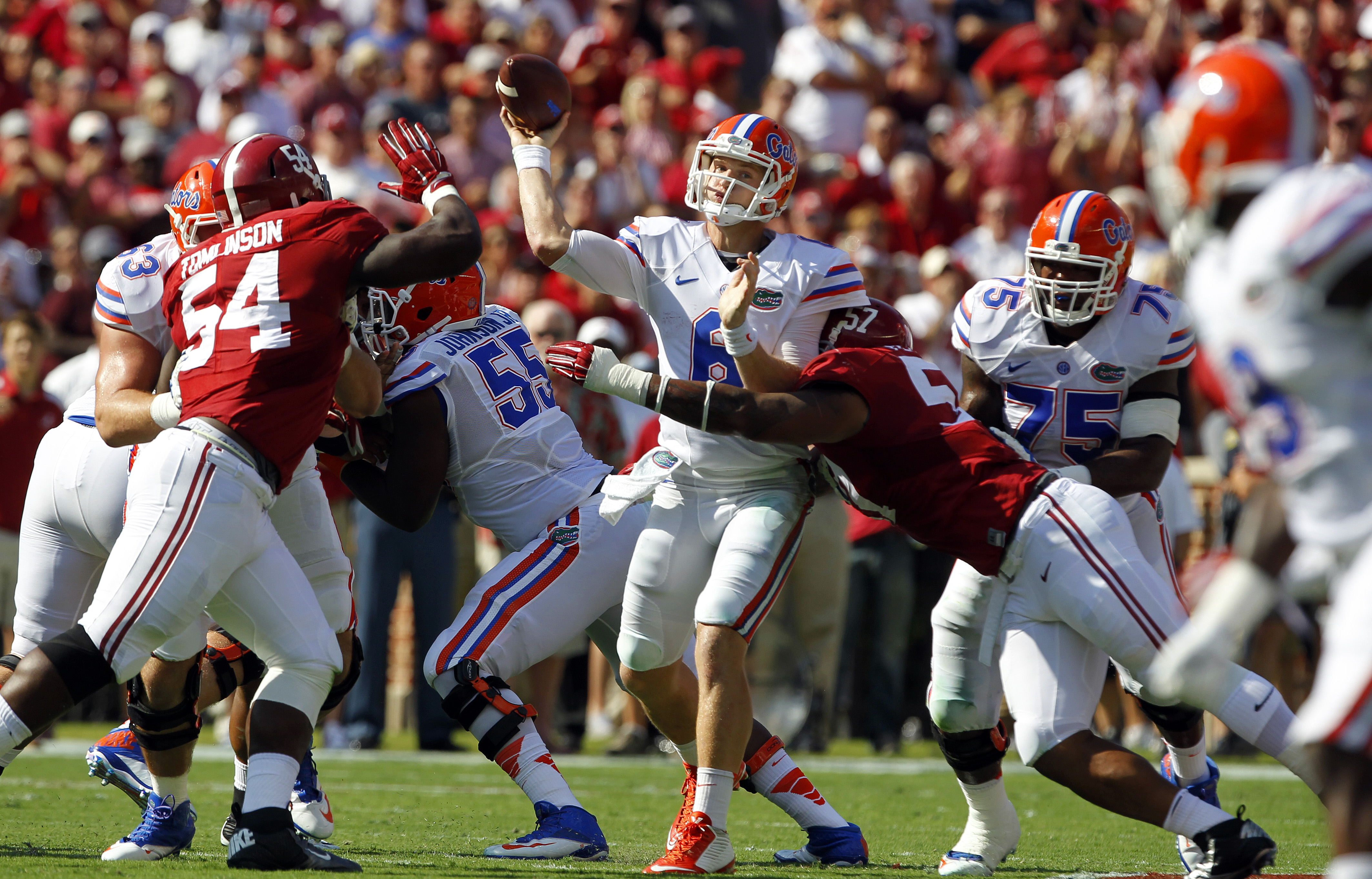 Florida's Muschamp sticks with struggling Driskel