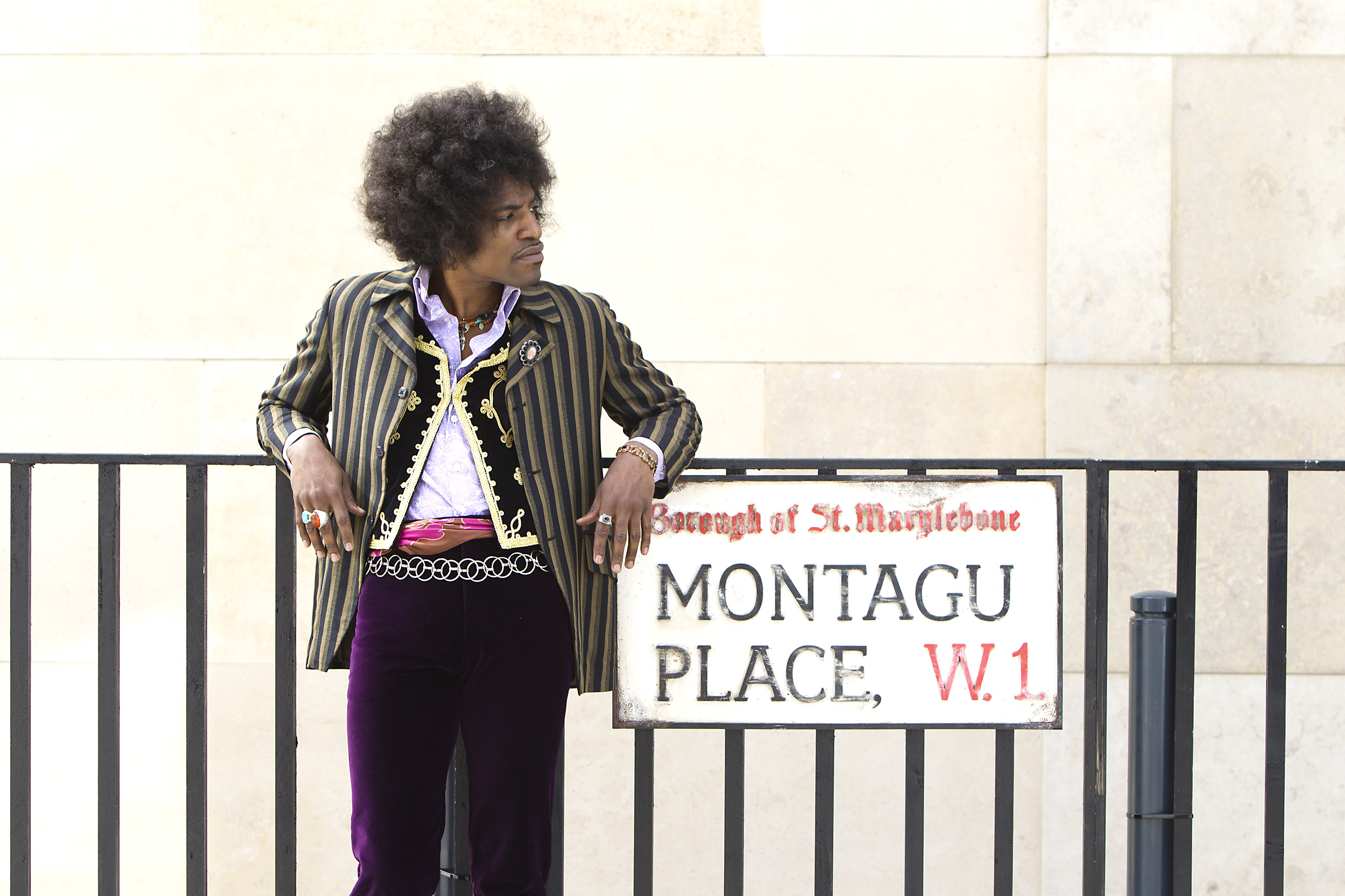 Andre 3000 finds a new rhythm in Hendrix biopic