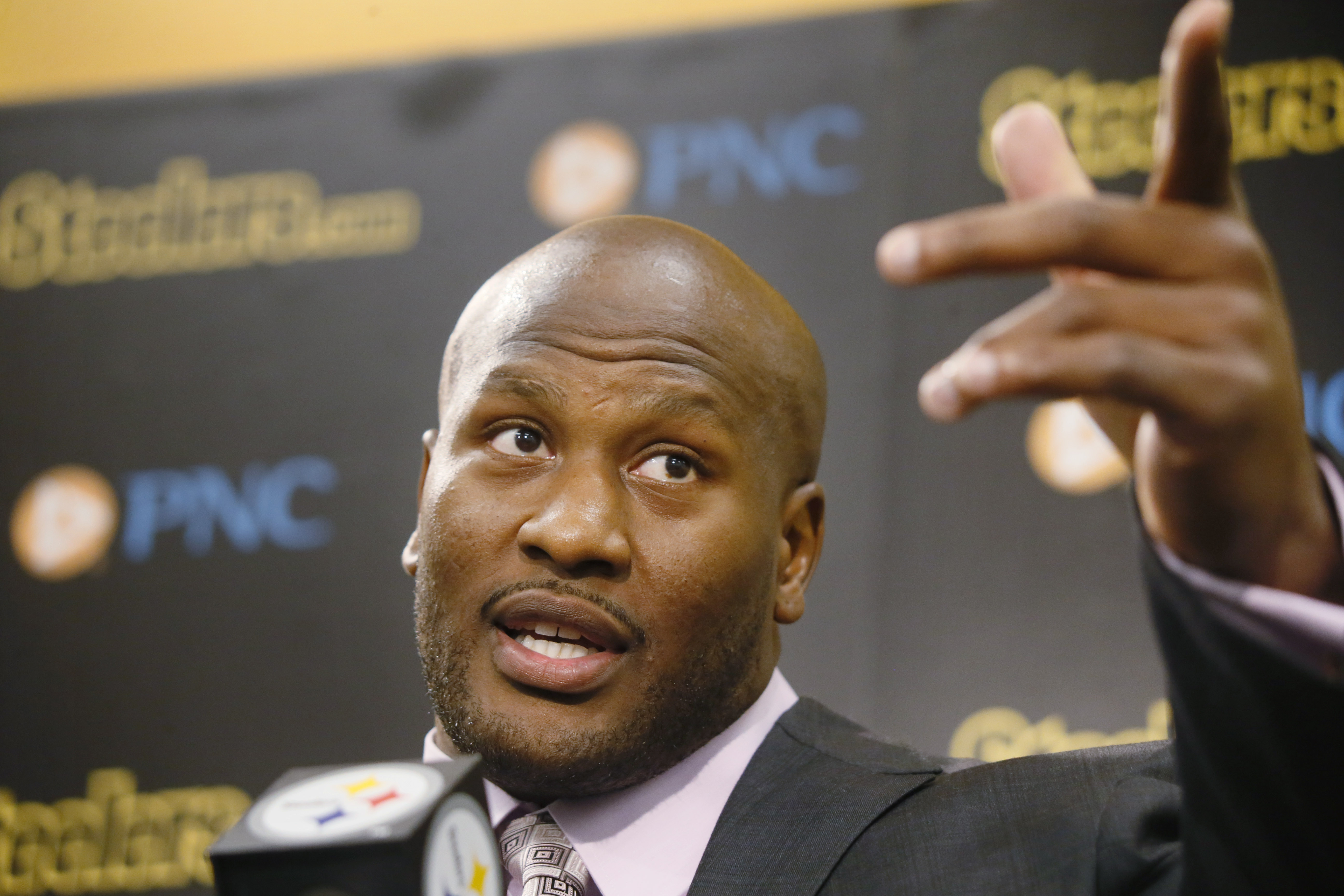 Harrison returns to new-look linebacker core