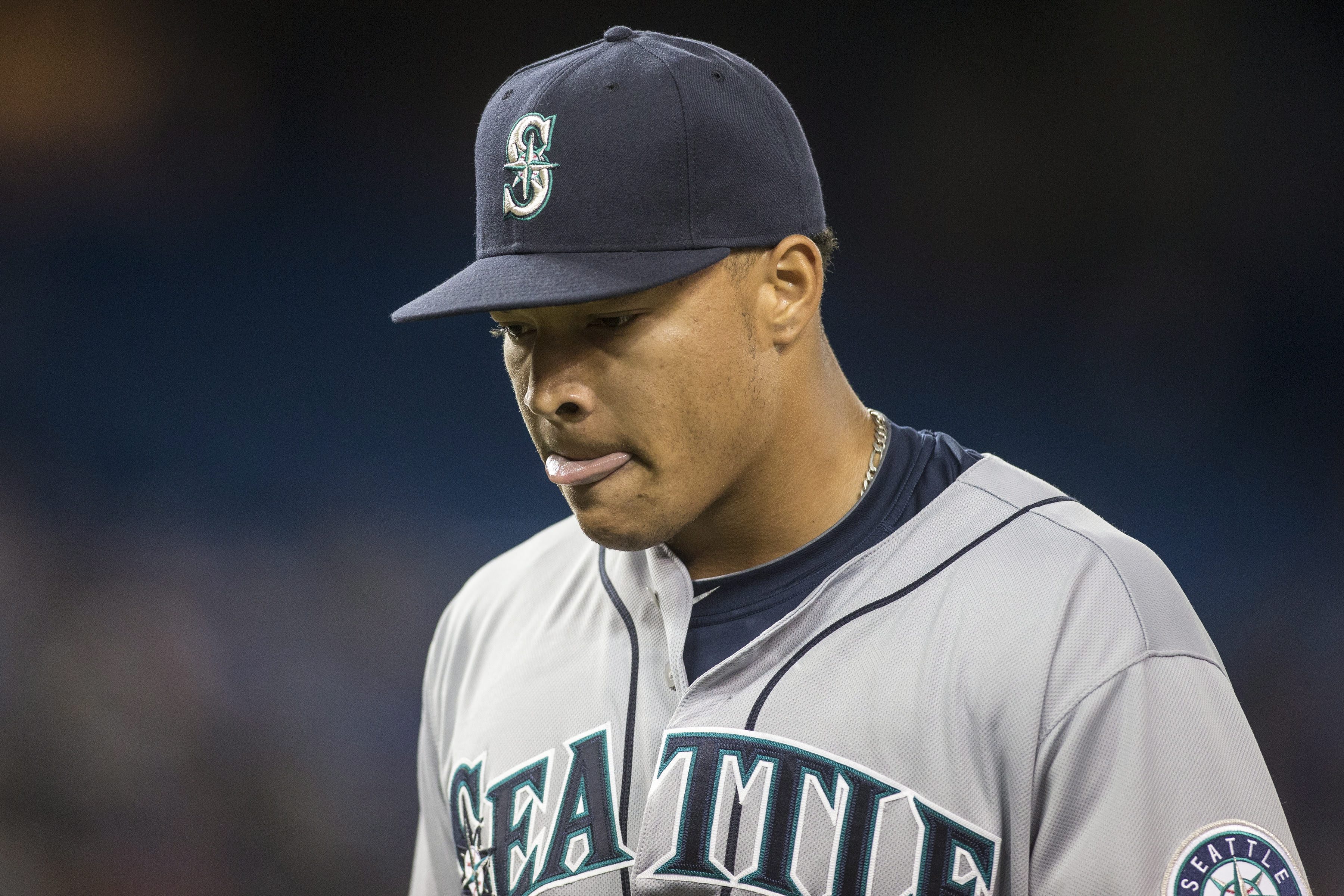 Walker's fine start wasted, Jays beat Mariners 1-0