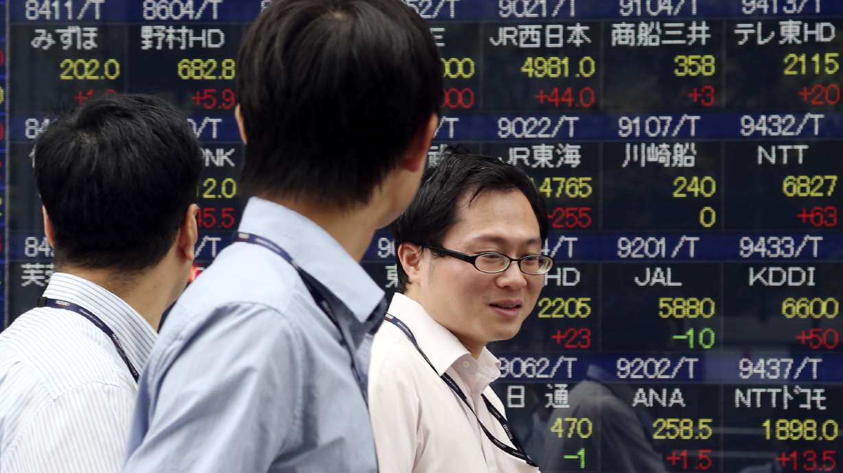 Asia stocks down after Wall Street stumbles