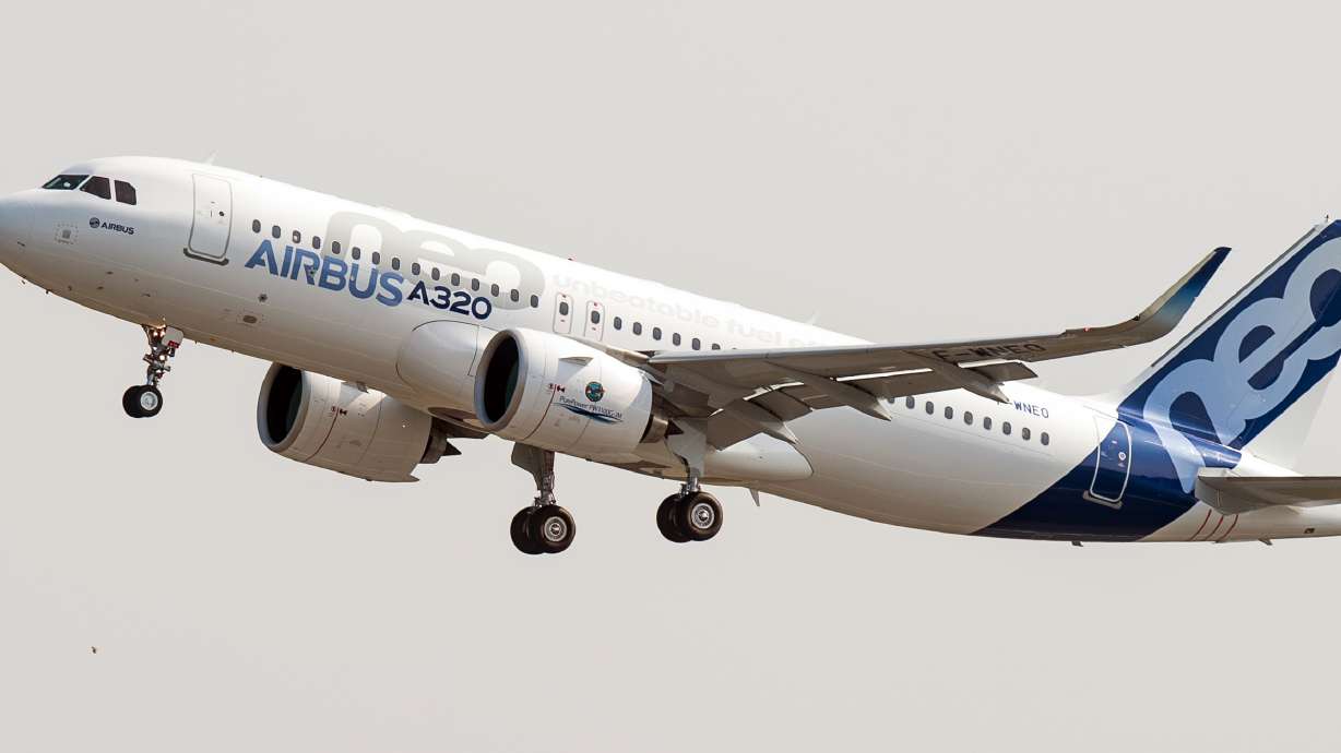 Newest Airbus jet, the A320neo, takes first flight