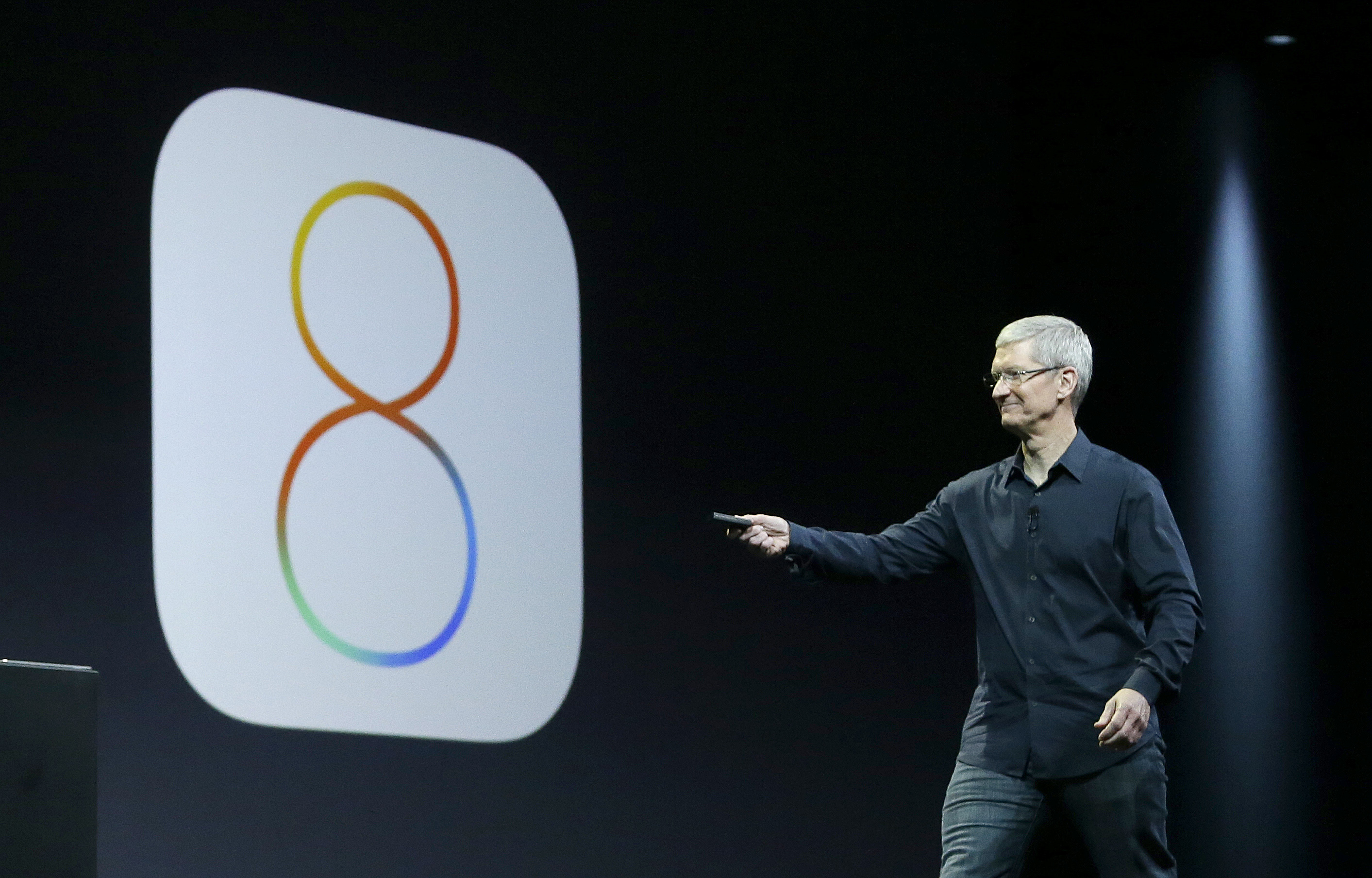 Apple's response to iPhone glitches is key