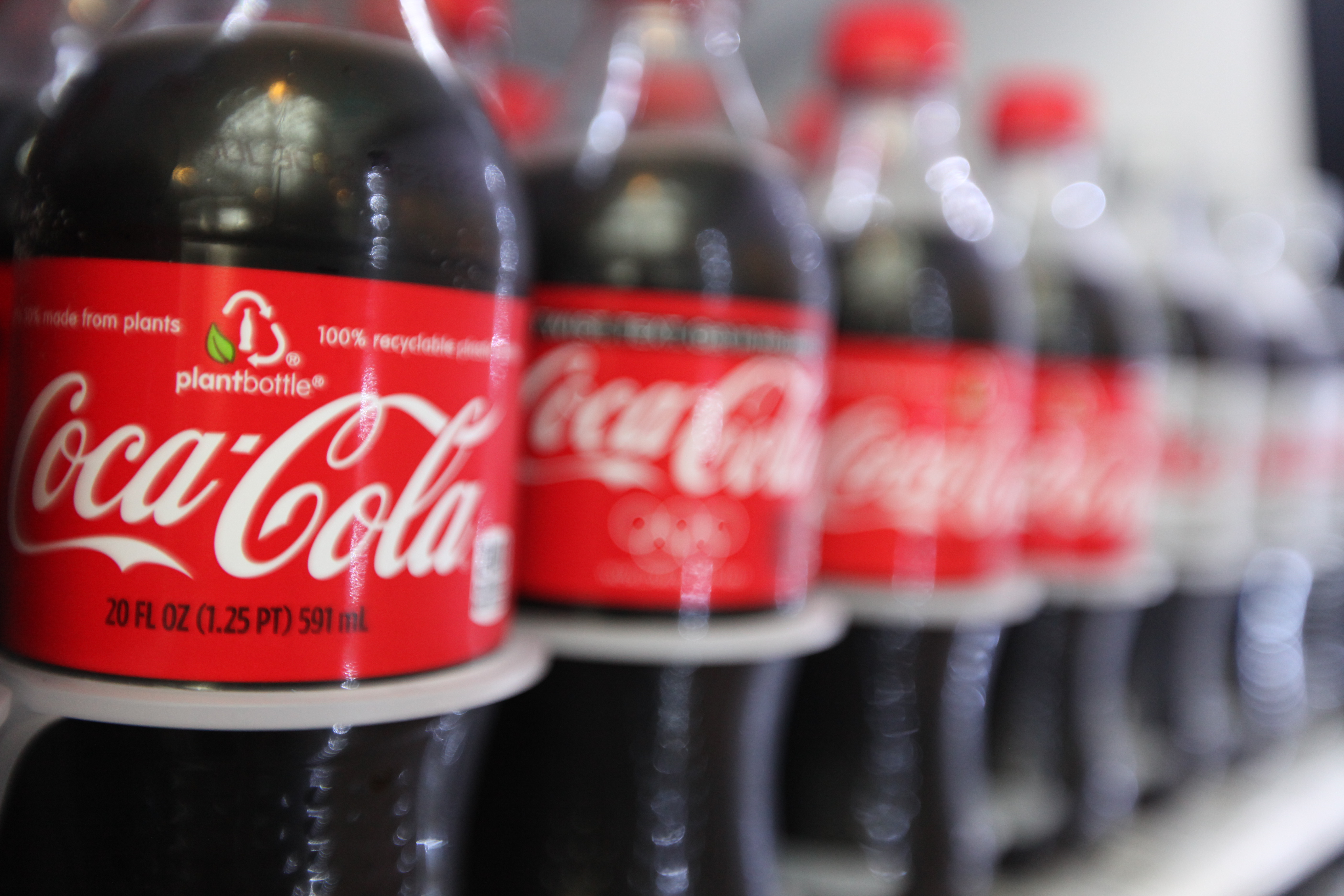 Soda makers want to cut calories: But is diet really better?