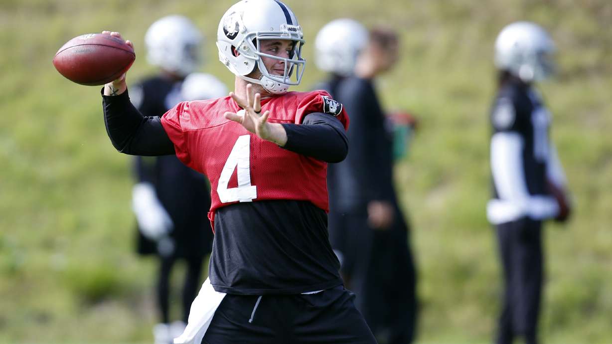 Dolphins take quarterback controversy to London