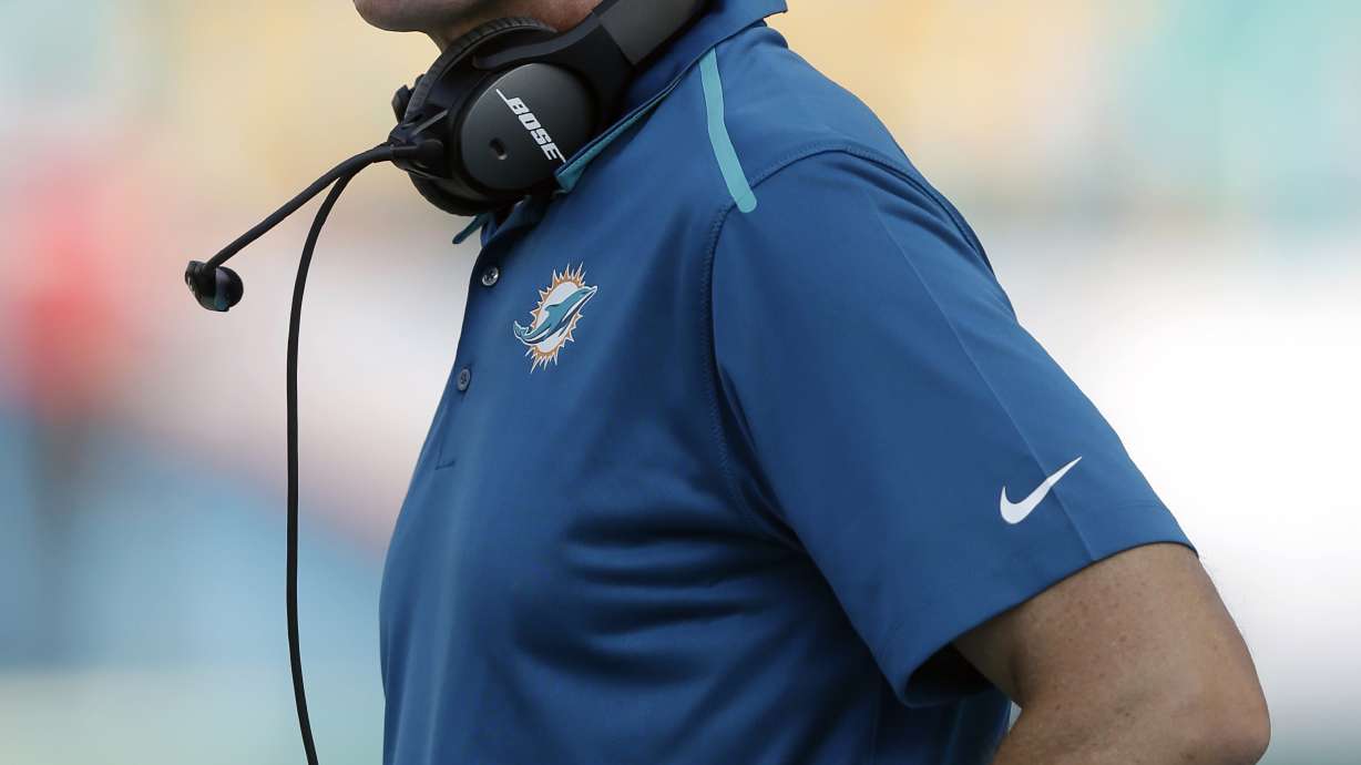 Dolphins' Philbin regrets creating distraction