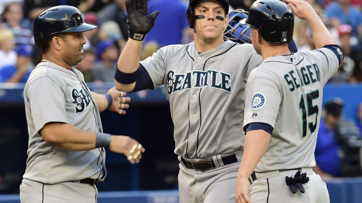 Morrison homers twice, Mariners beat Jays 7-5