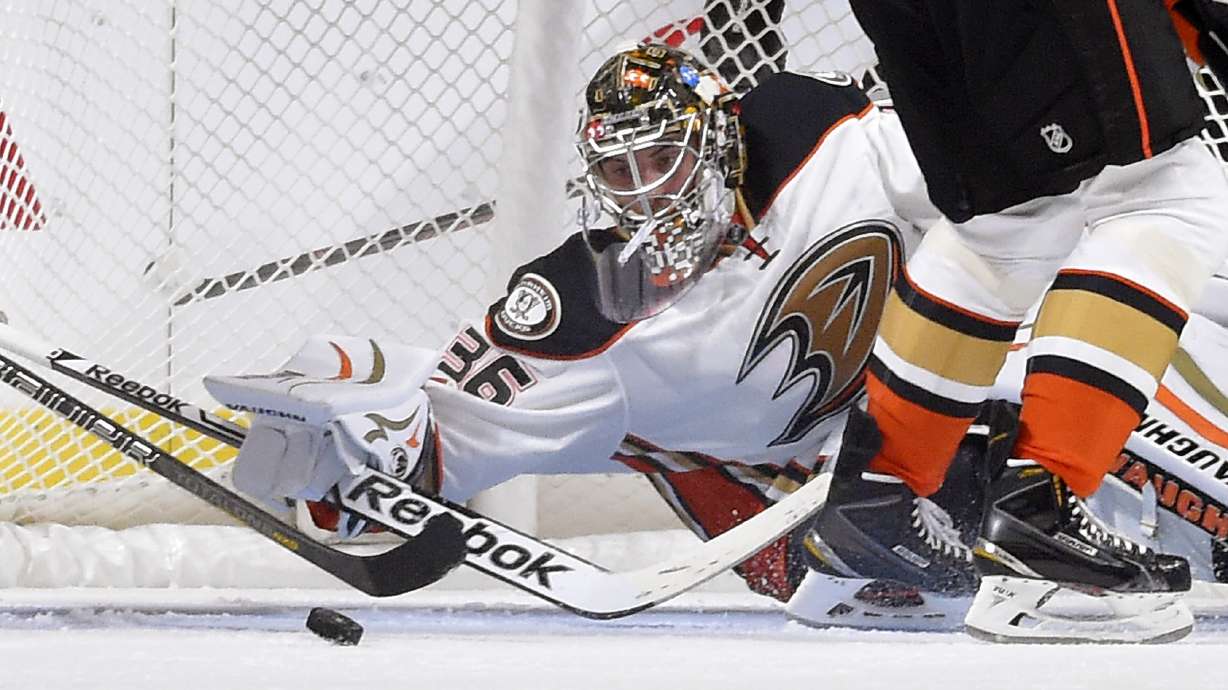 Kings beat Ducks 4-3 in shootout