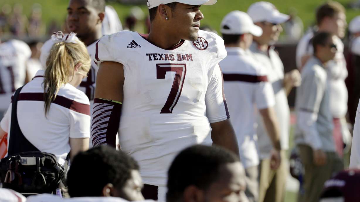 No. 6 Texas A&M, Arkansas score big different ways