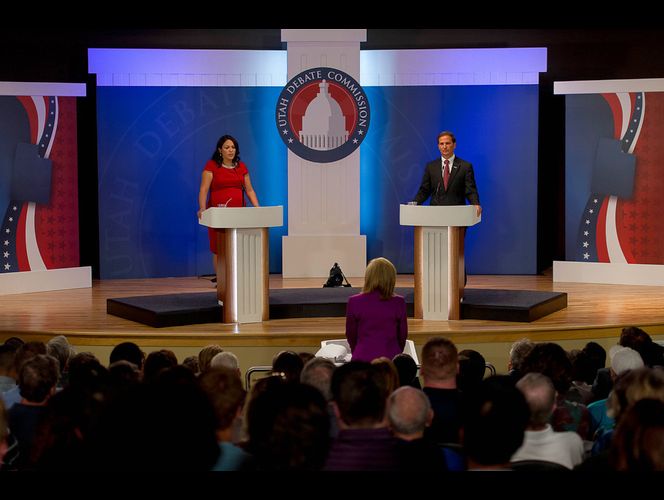 Stewart y Robles de acuerdo en el primer debate en el Congreso