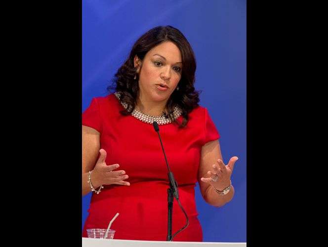 Stewart y Robles de acuerdo en el primer debate en el Congreso