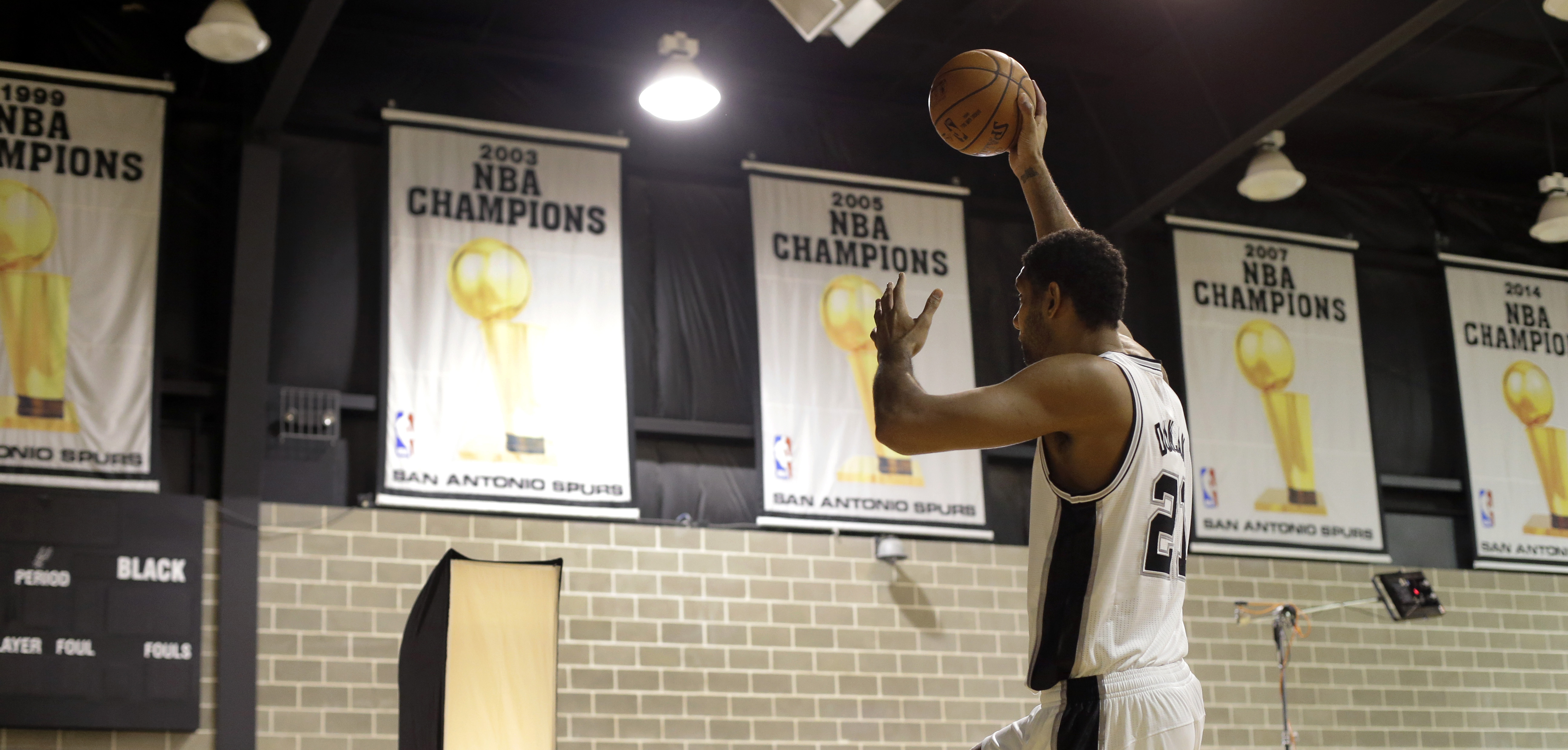 Spurs sticking to 'live in the moment' philosophy