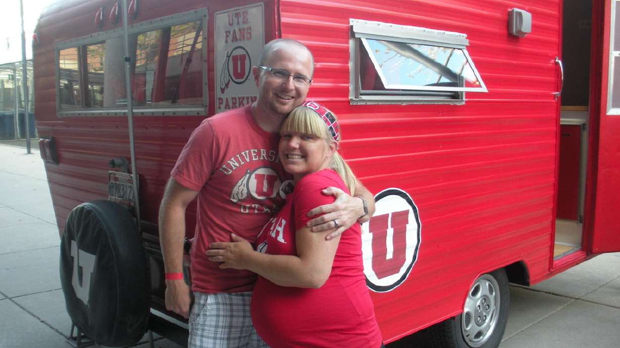 Man uses BYU, U. rivalry to raise money for charity