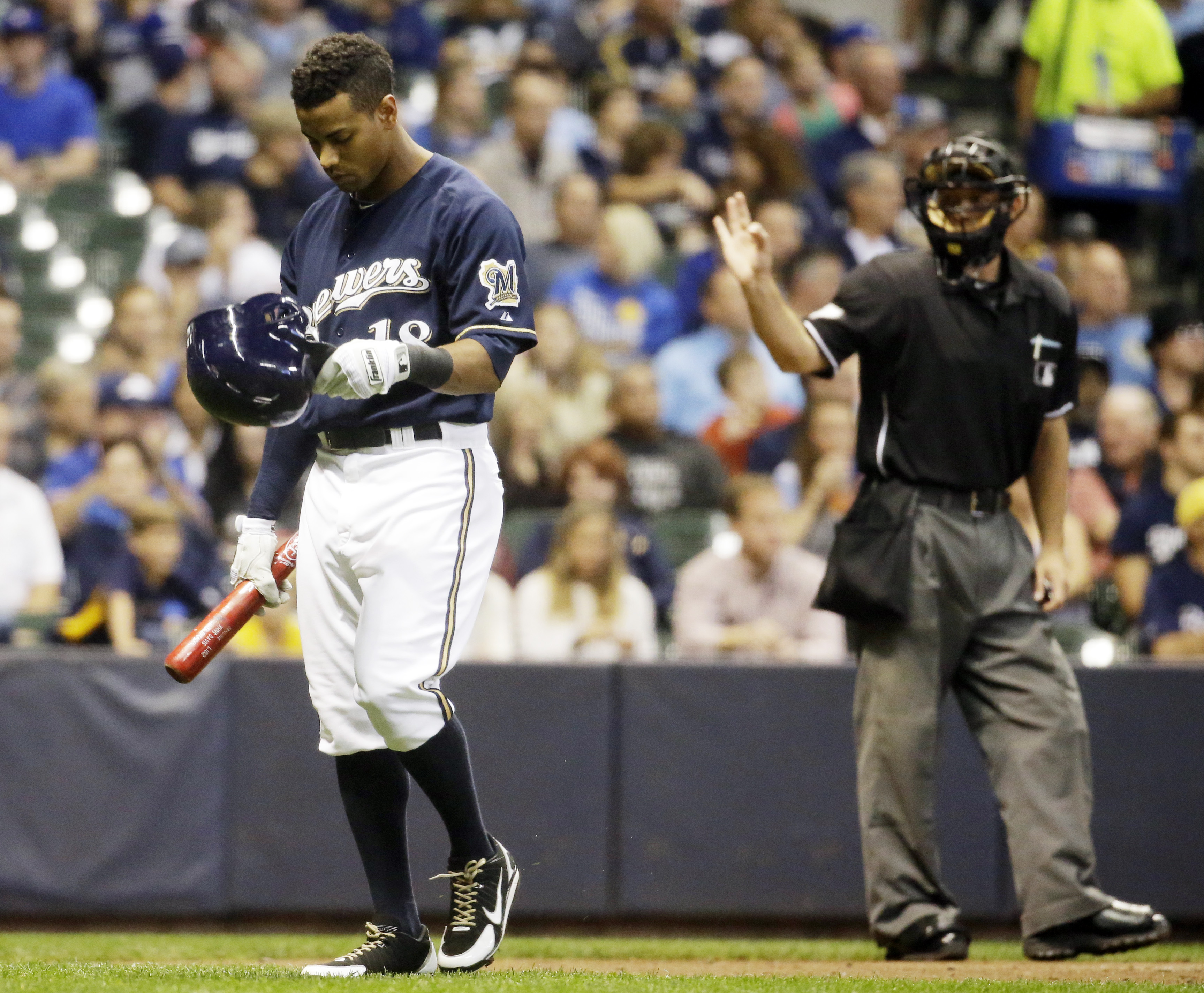 Coghlan helps Cubs to 6-4 win over Brewers