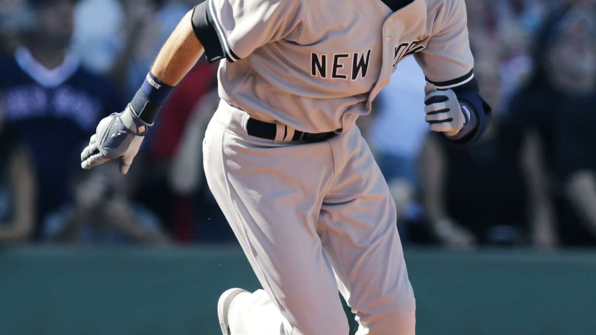 Jeter removed from game in 5th inning