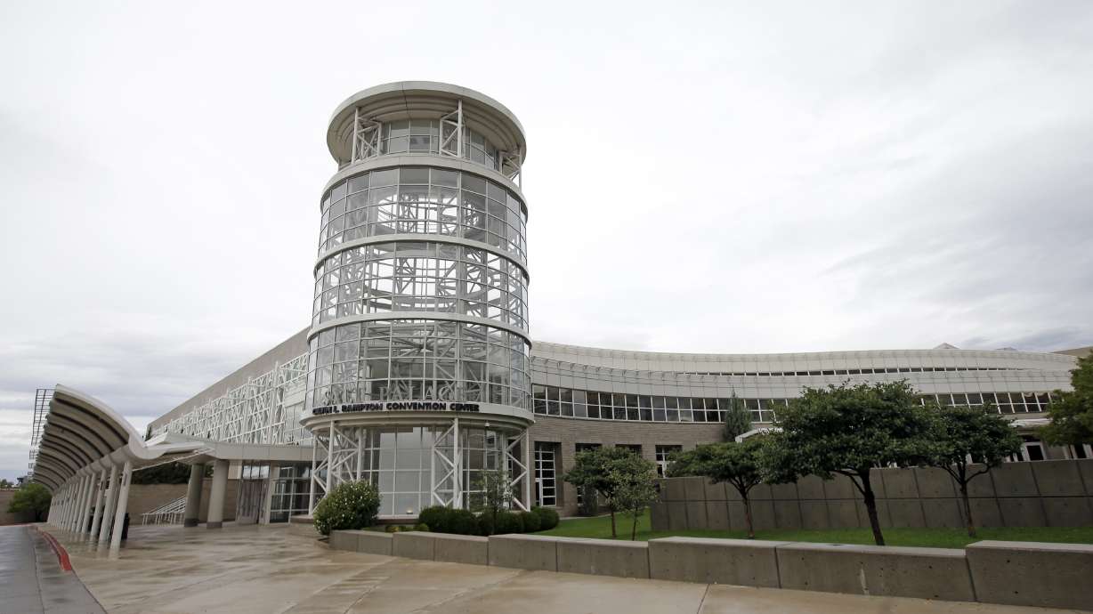 Salt Lake convention hotel attracts developers