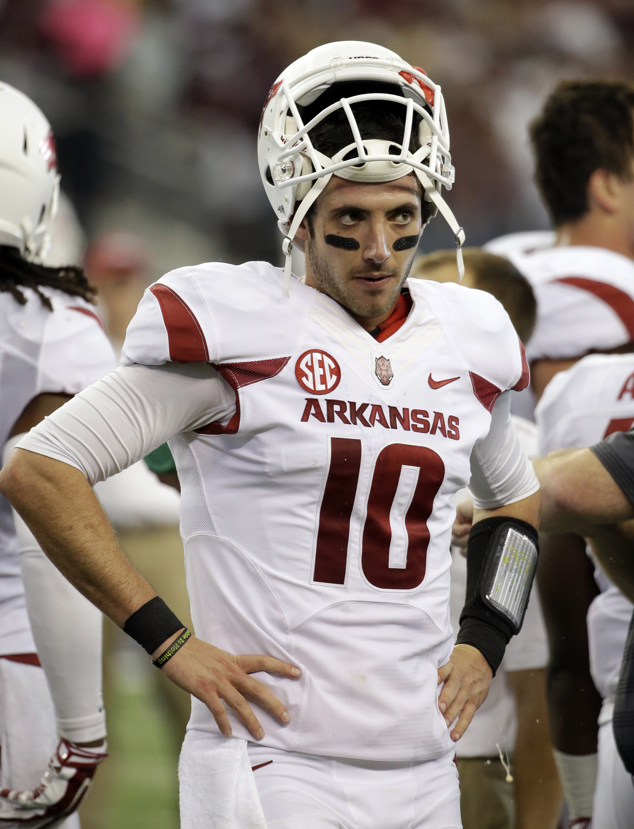 Arkansas losses 35-28 in OT to No. 6 Texas A&M