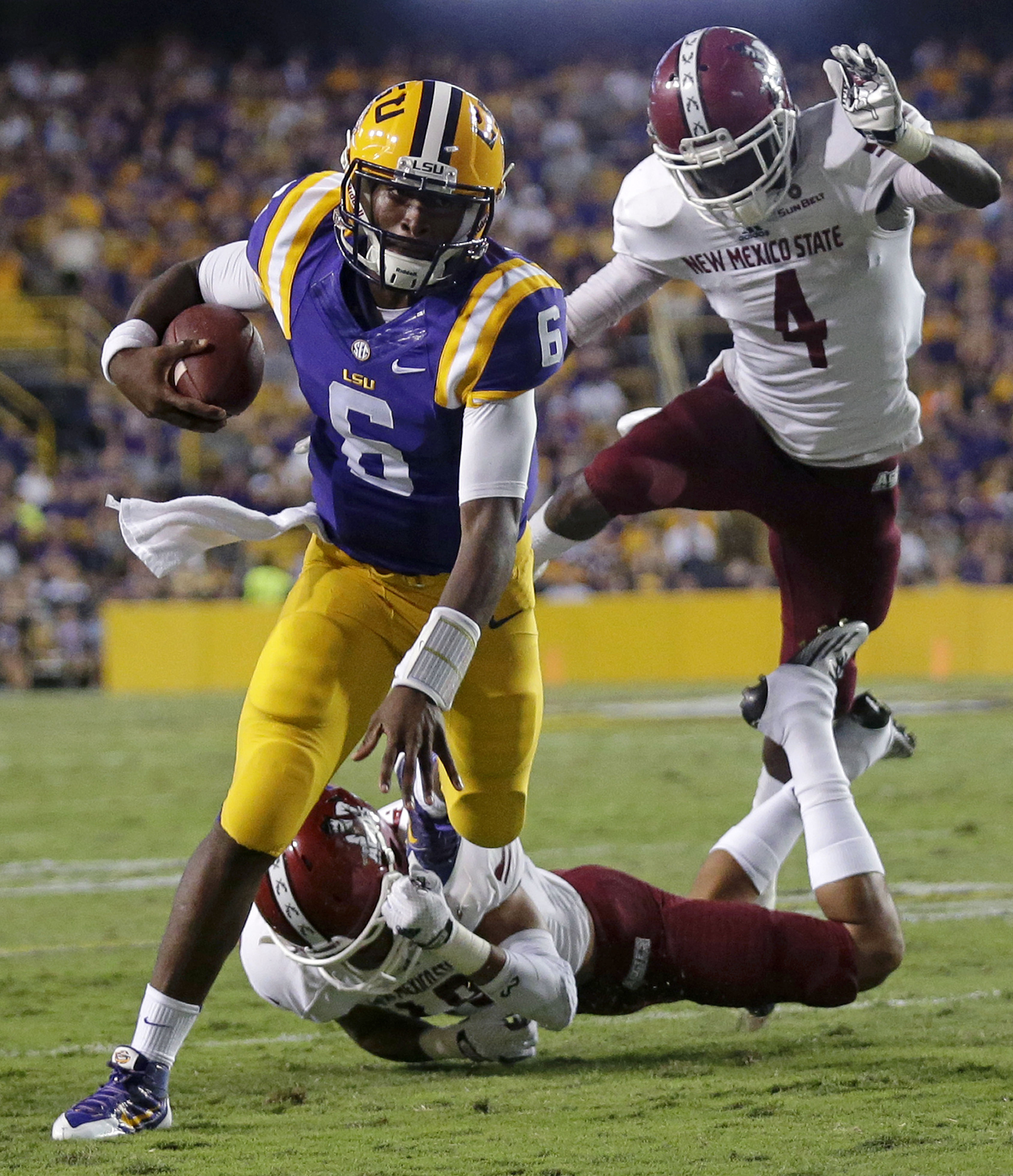 Harris leads No. 17 LSU past New Mexico St, 63-7