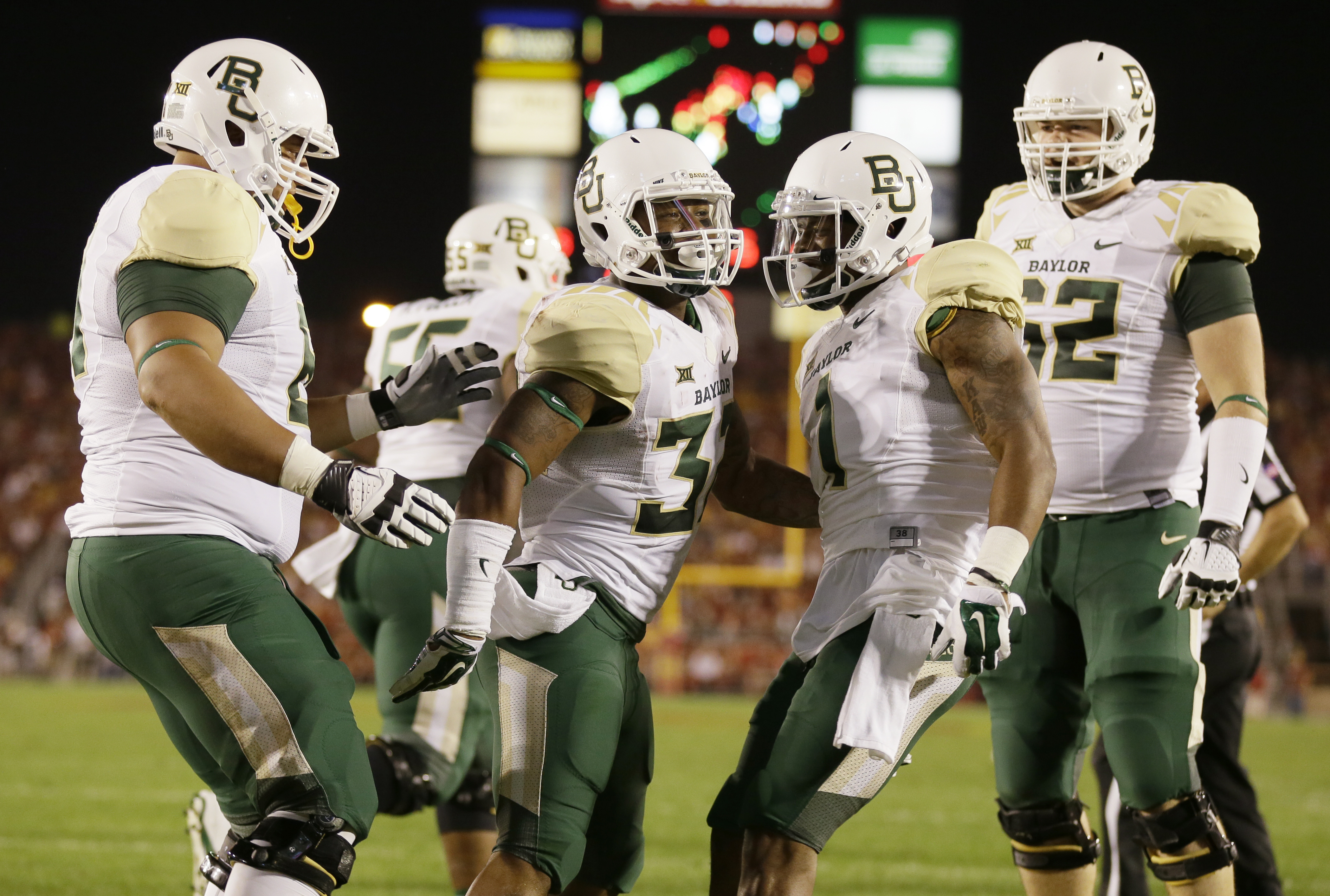No. 7 Baylor cruises past Iowa State 49-28