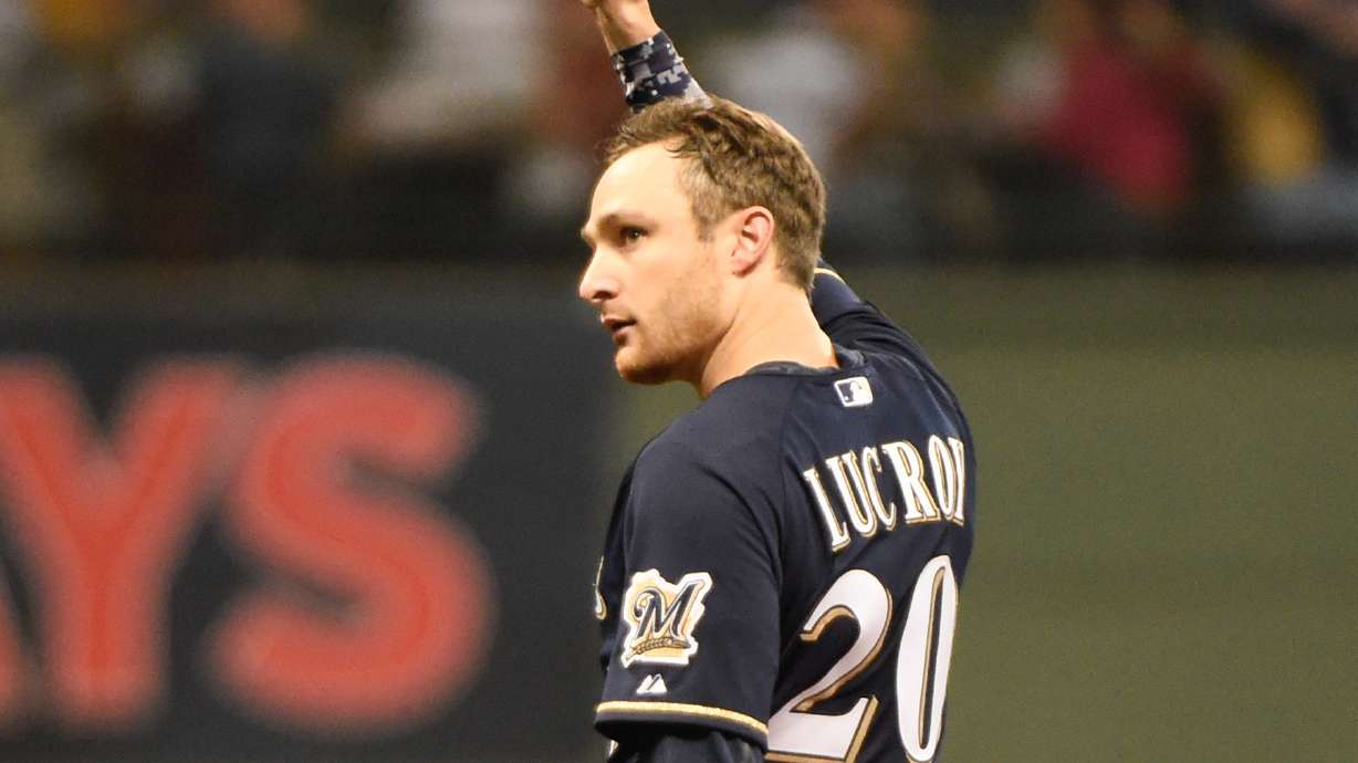 Cubs strike out 16 times in 2-1 loss to Brewers