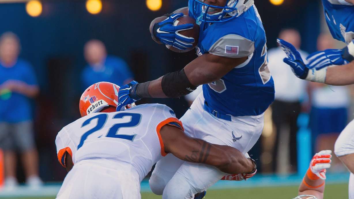 Air Force beats mistake-prone Boise State 28-14
