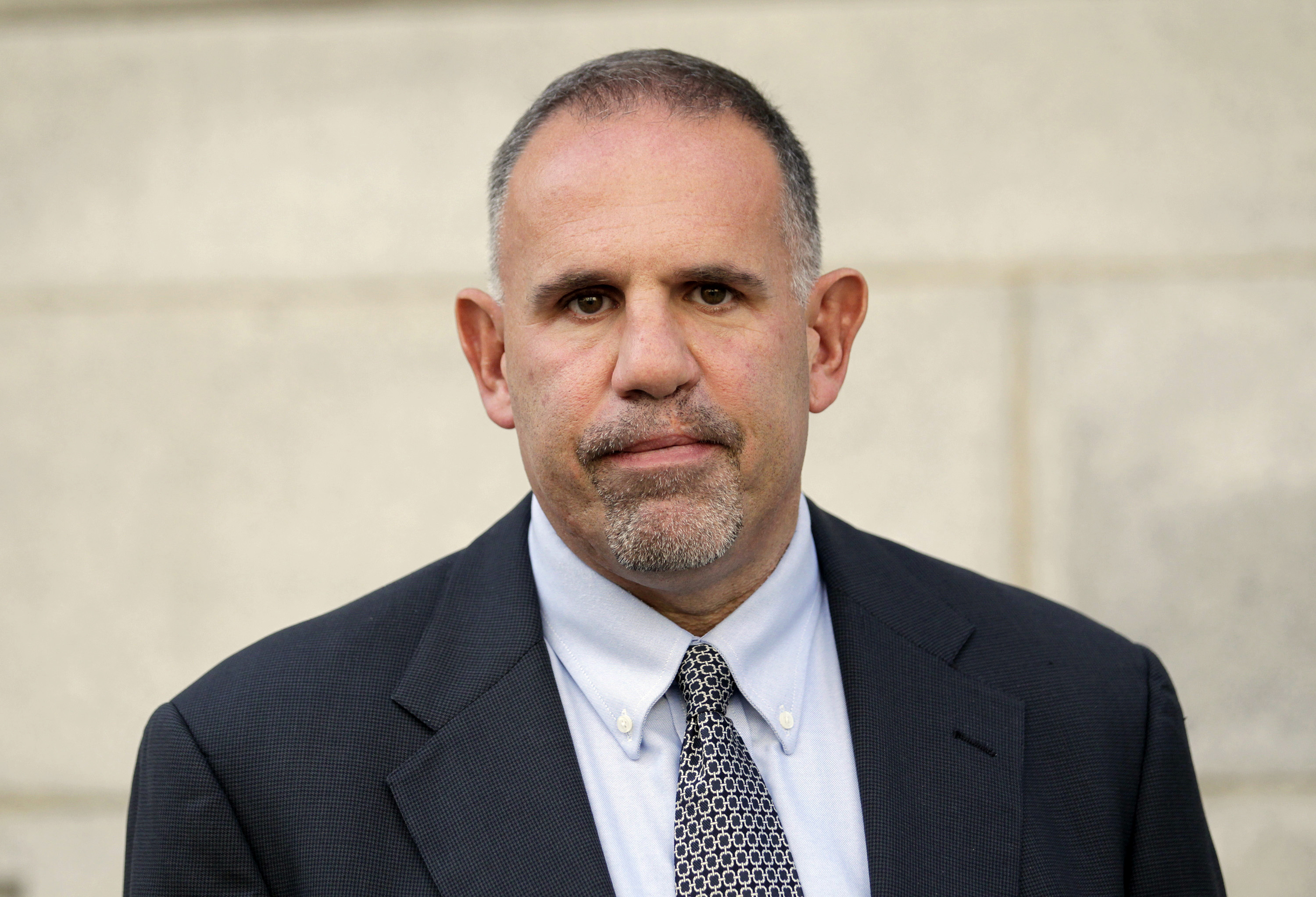Ex-FBI agent goes on trial for interference