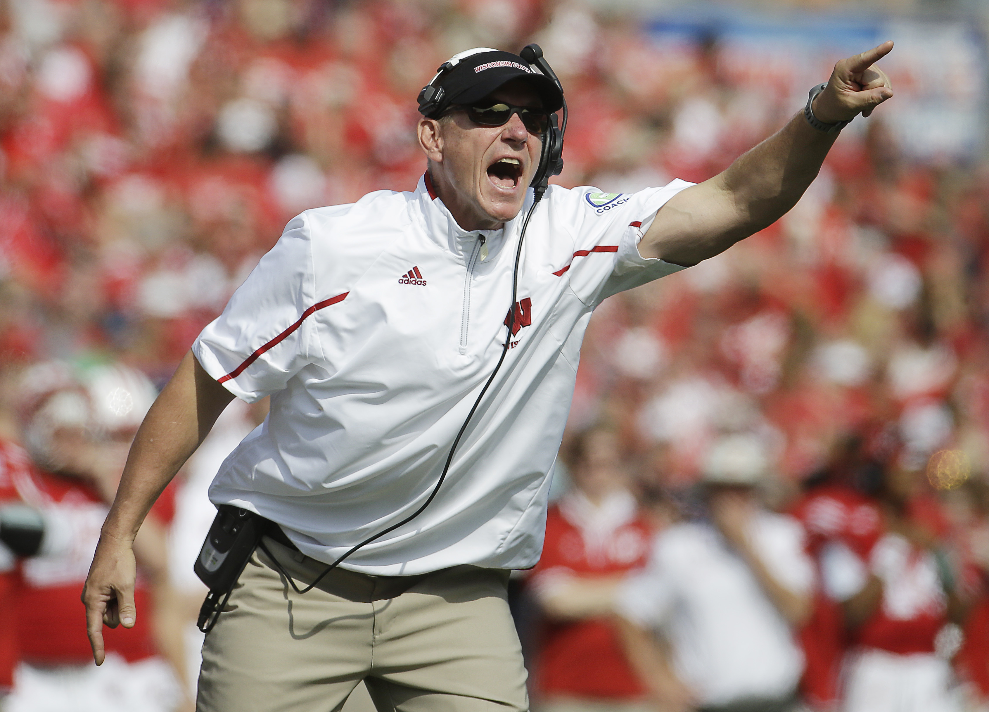 Landisch making big plays for No. 17 Badgers' D