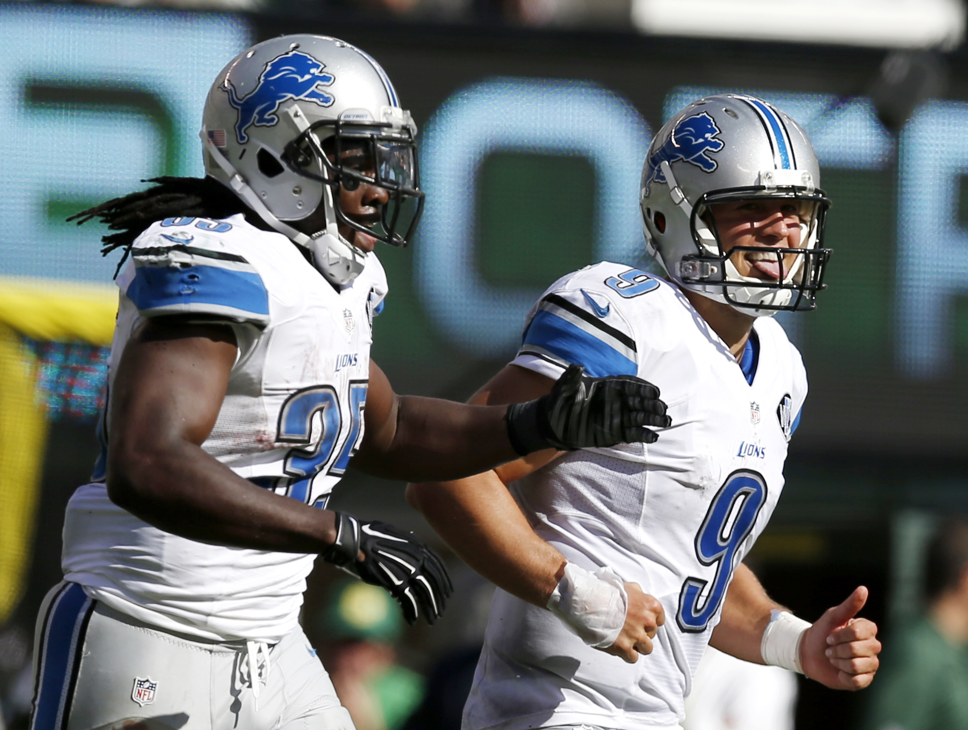 Stafford's 3 TDs lead Lions over Jets 24-17