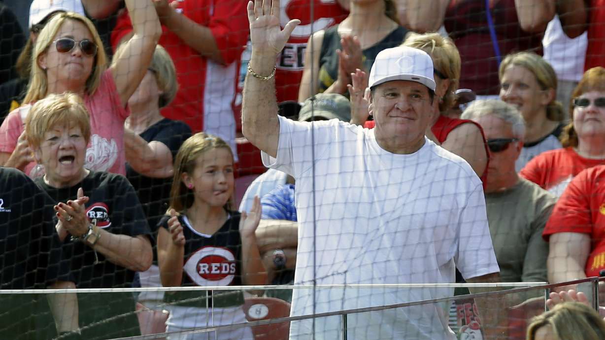 Johnny Cueto gets 20th win, Reds beat Pirates 4-1