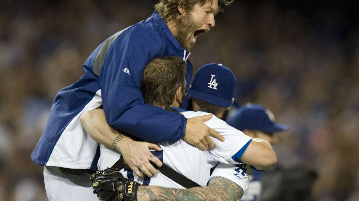 Kershaw 1st to lead majors in ERA 4 straight years