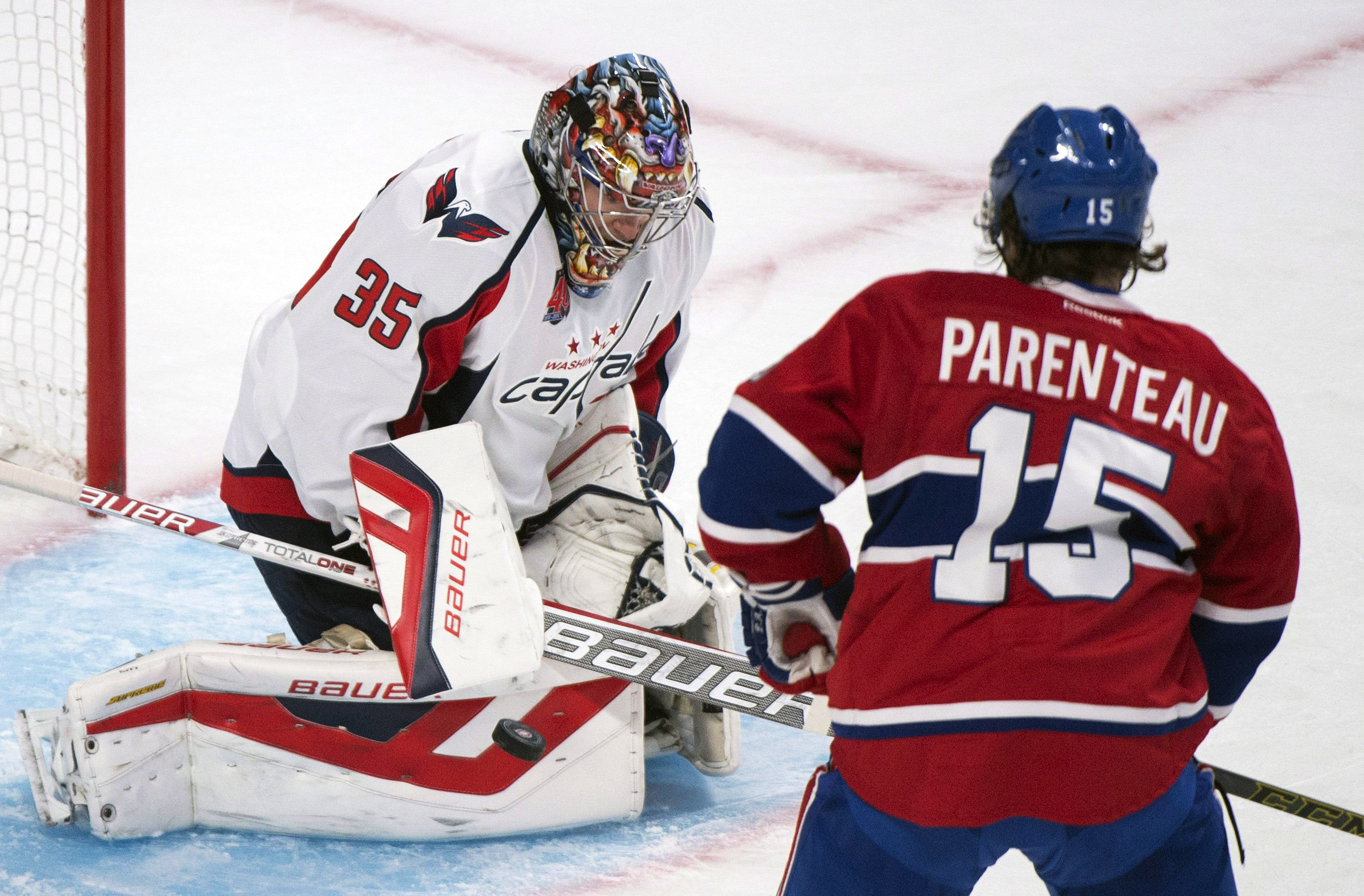Ward's 3rd-period goal lifts Caps over Canadiens