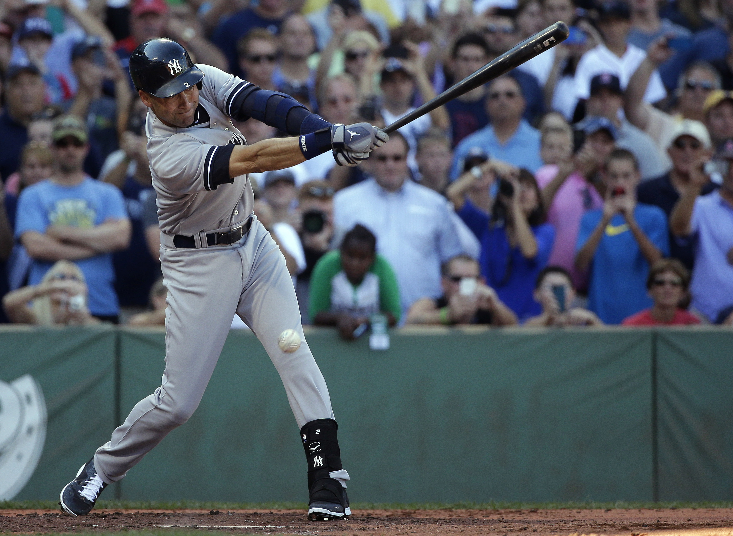 Derek Jeter has RBI single in last at-bat