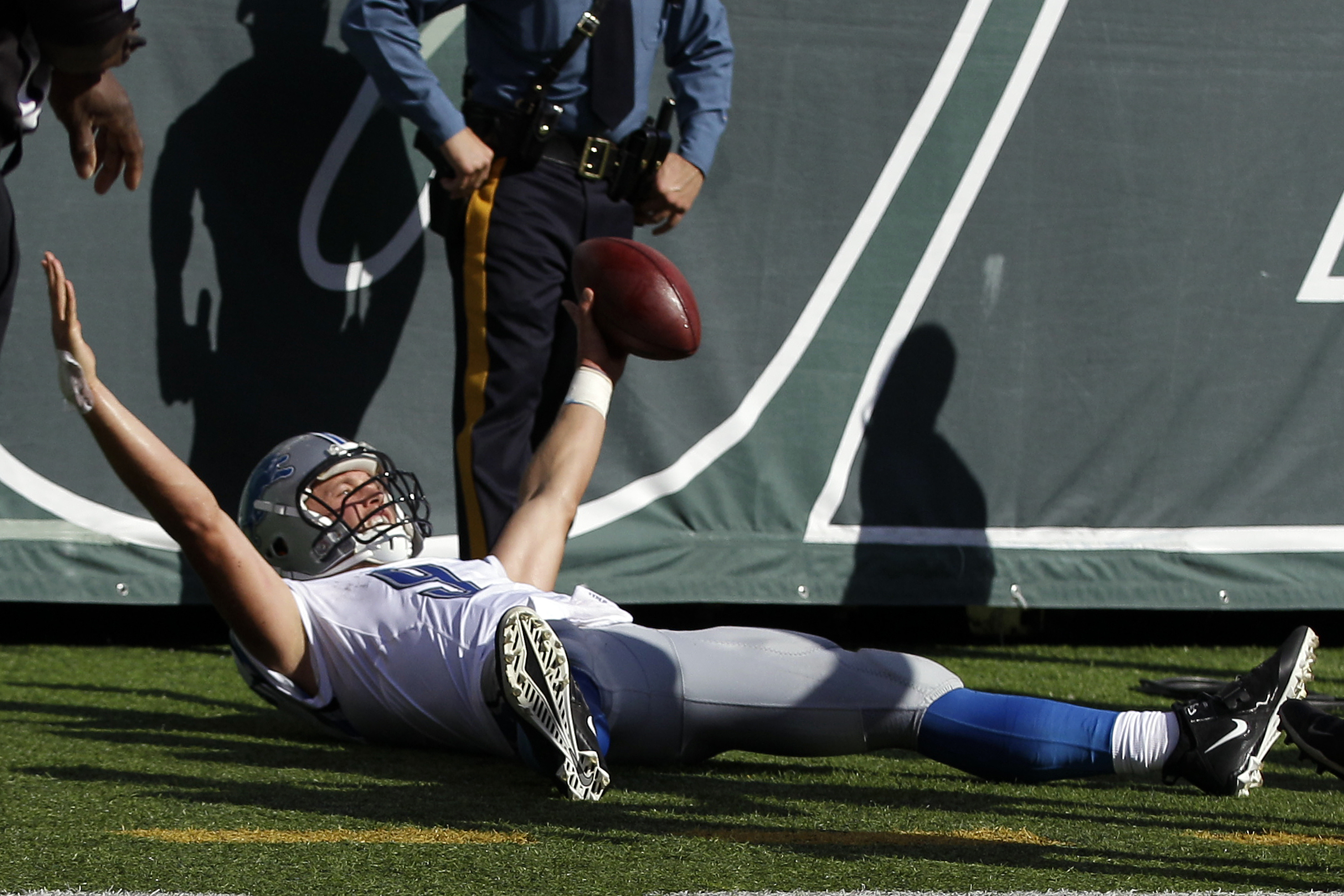 Stafford, Tate lead Lions over Jets 24-17