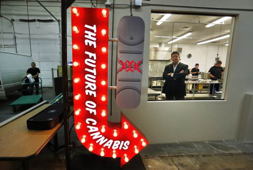 Industria de marihuana busca influir en política