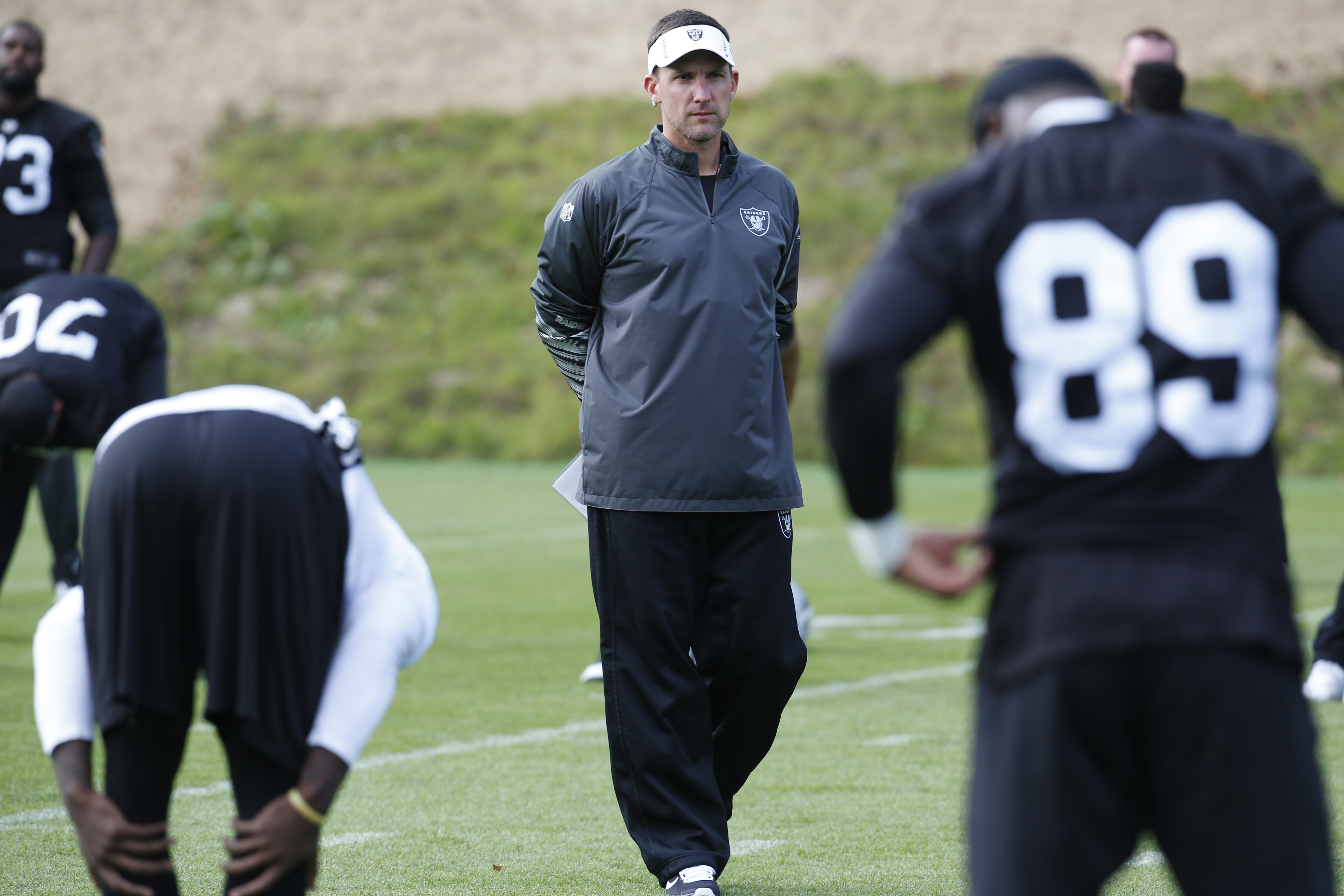 Raiders fire coach Dennis Allen