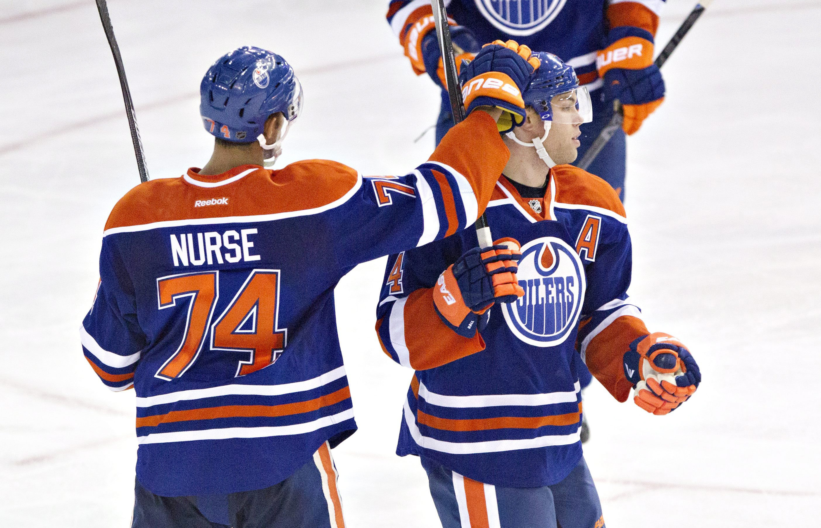 Taylor Hall scores twice, Oilers beat Jets 3-1