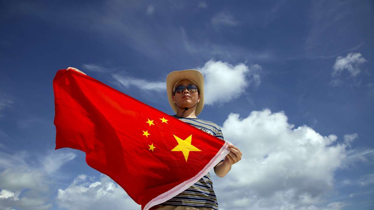 Chinese patriotism fuels cruises to disputed isles