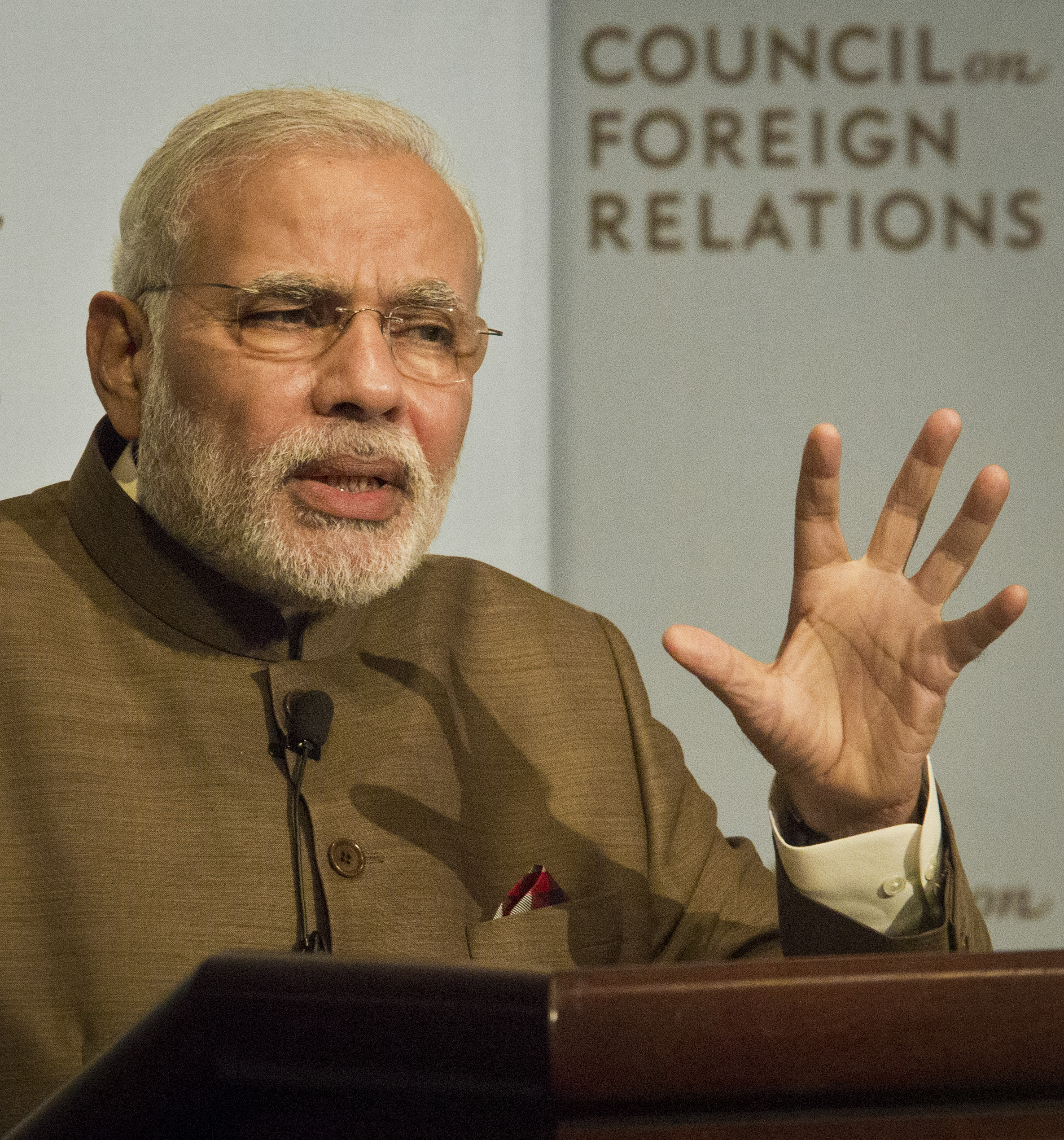 Few signs of progress as Obama meets India's Modi