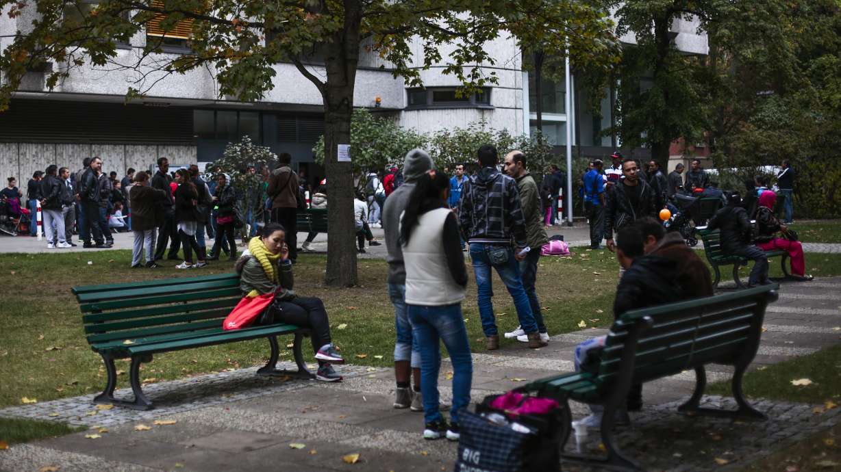 Germany vows better checks on refugee guards