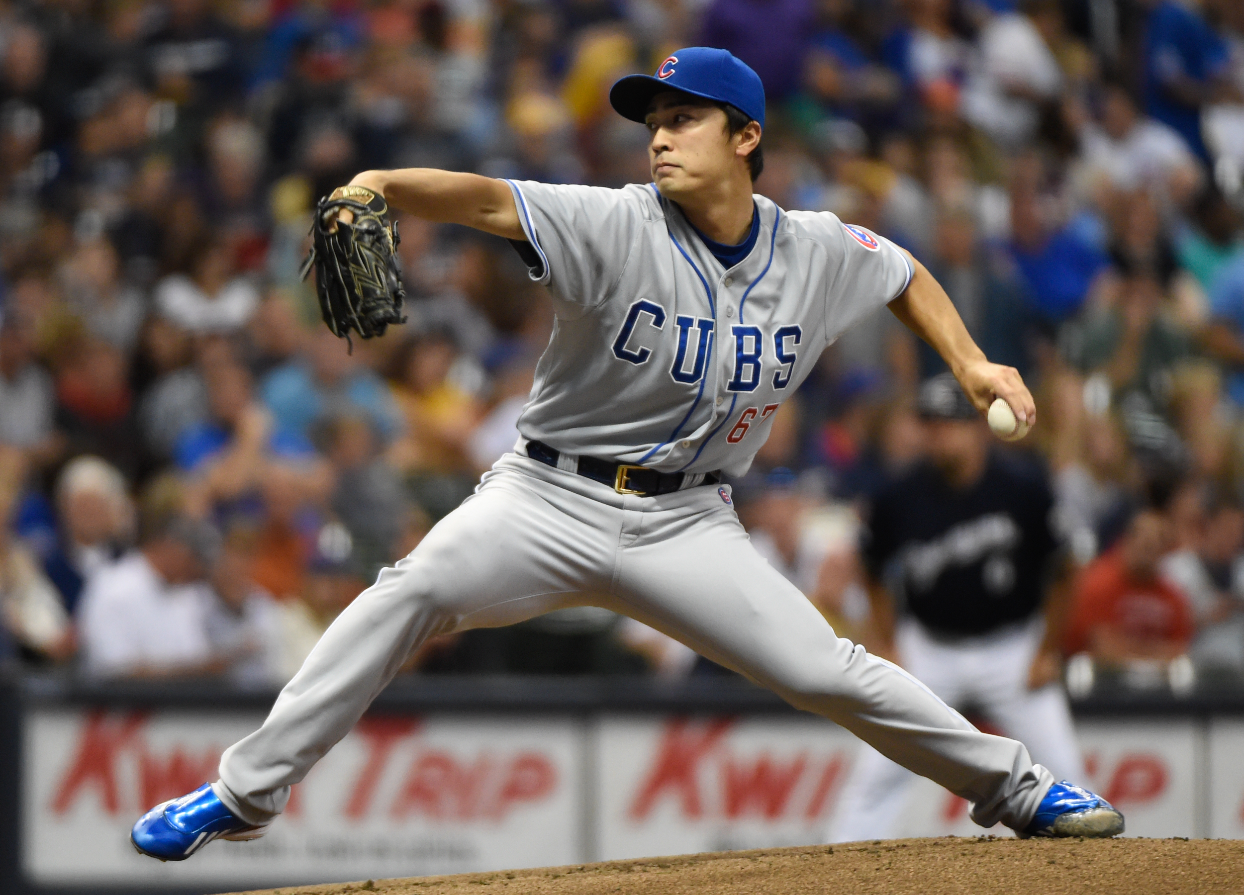 Epstein sees Cubs competing for division next year