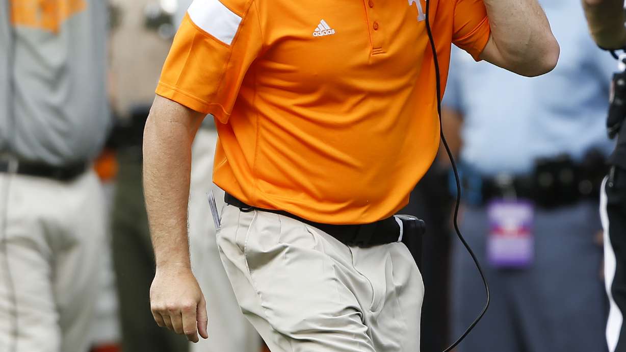 Tennessee WR Josh Smith won't play against Florida