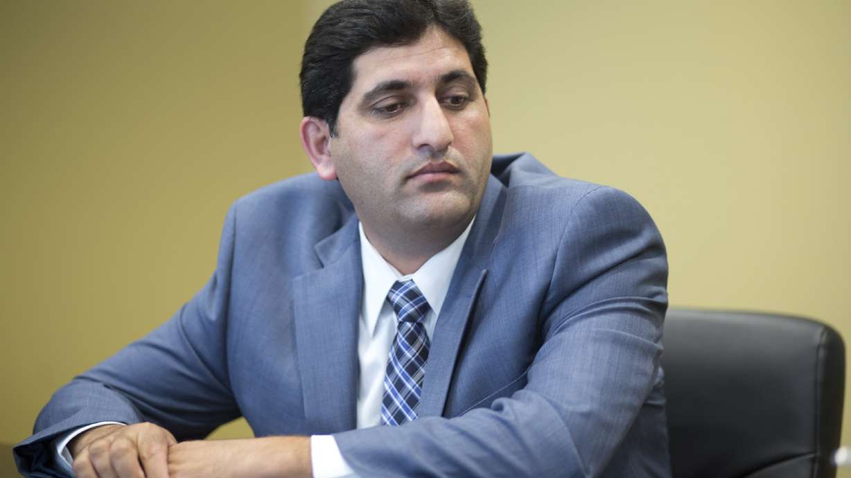 Man cleared in Taliban terror case suing US