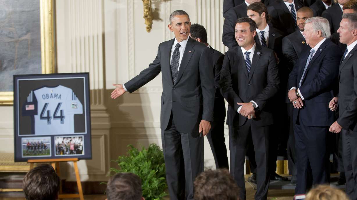 Obama salutes 2013 MLS champs, Sporting KC